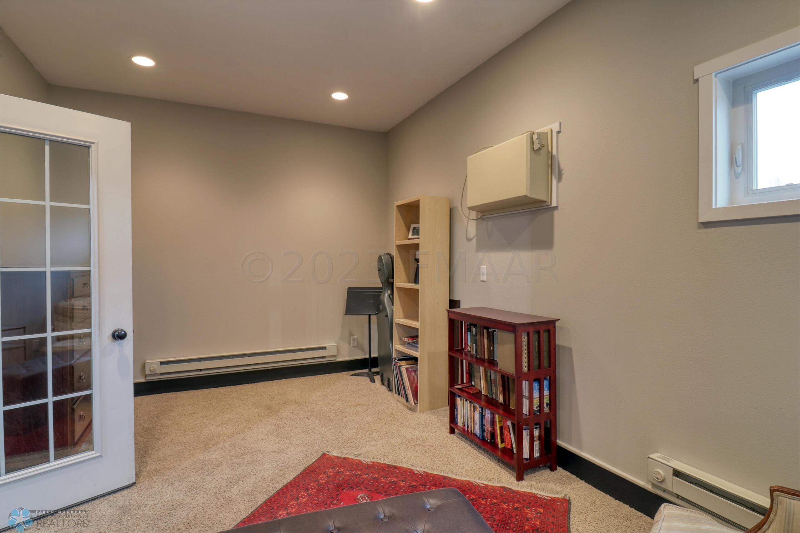 GarageRoom1_1