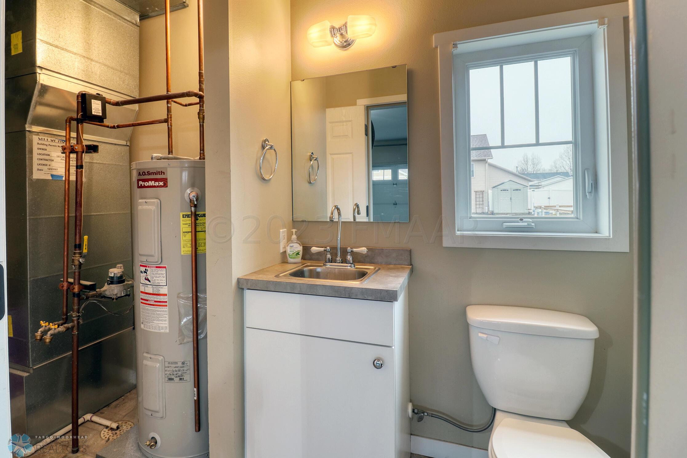 GarageBathroom1_1