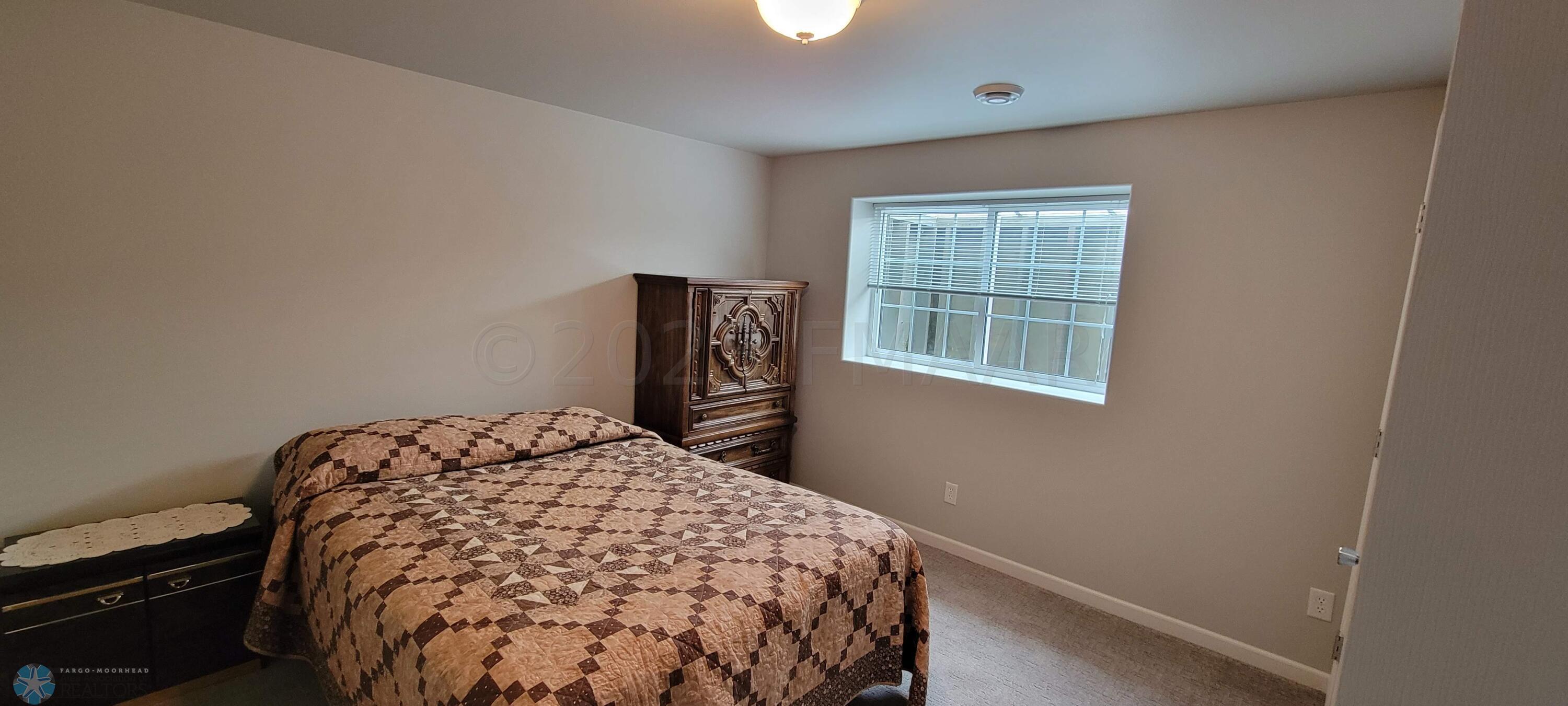 Bsmt. bed.1