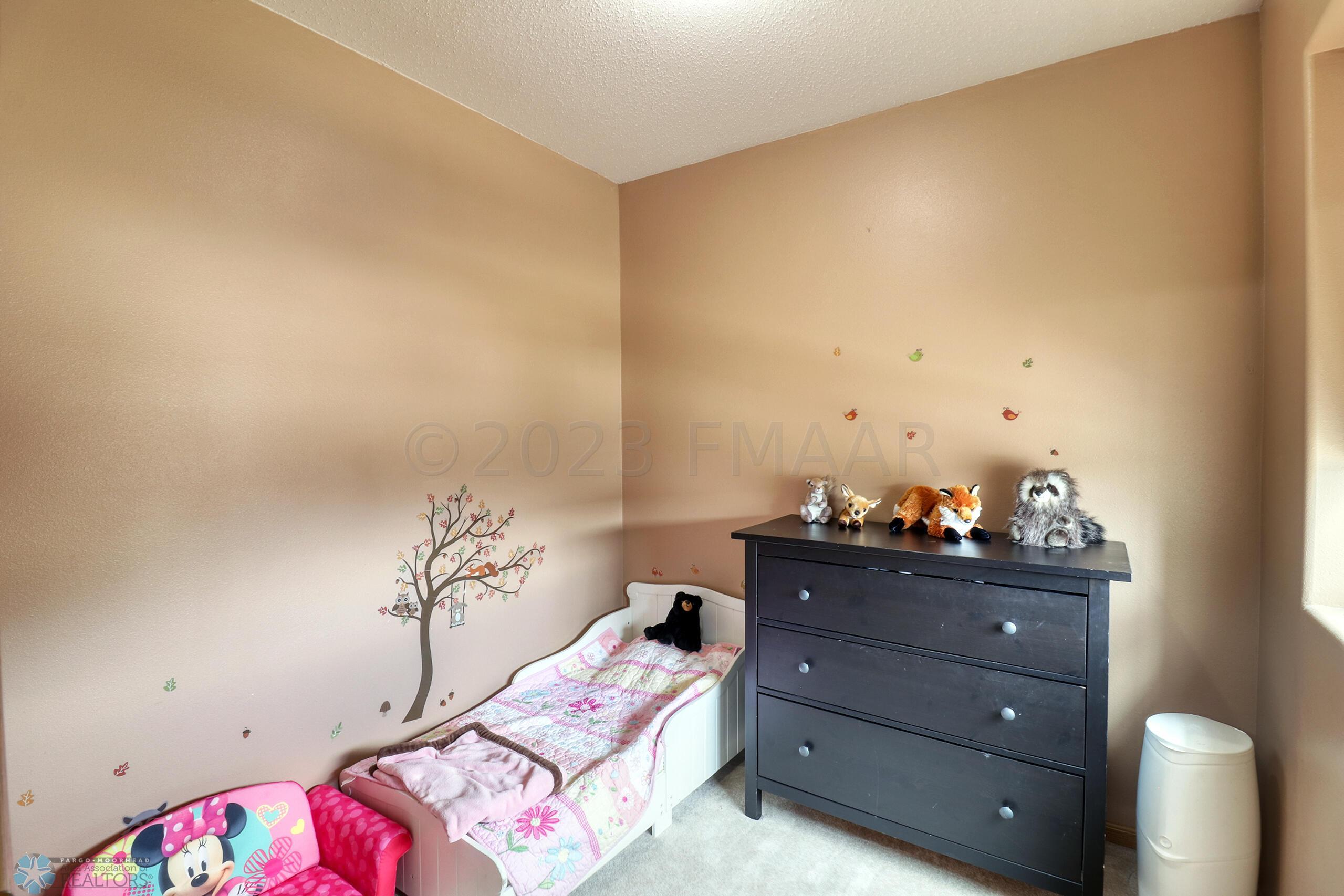 Master Bedroom1_4