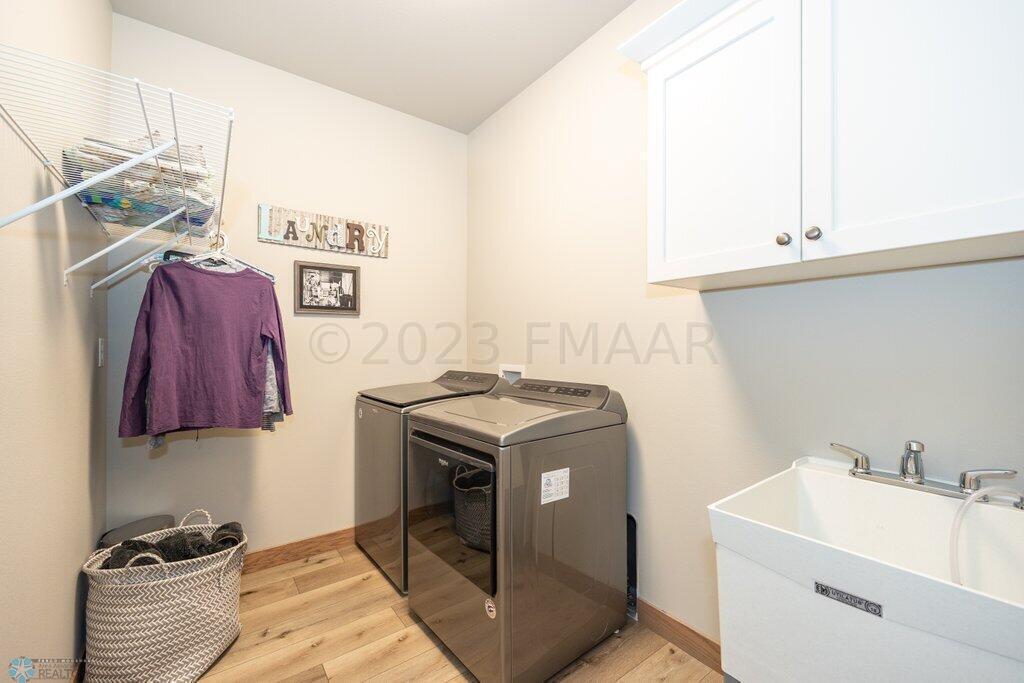 7416 15th ST S, Fargo