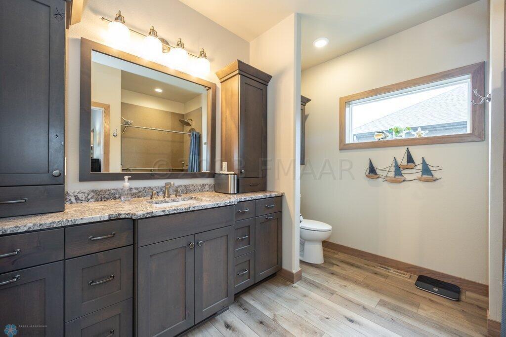 7416 15th ST S, Fargo