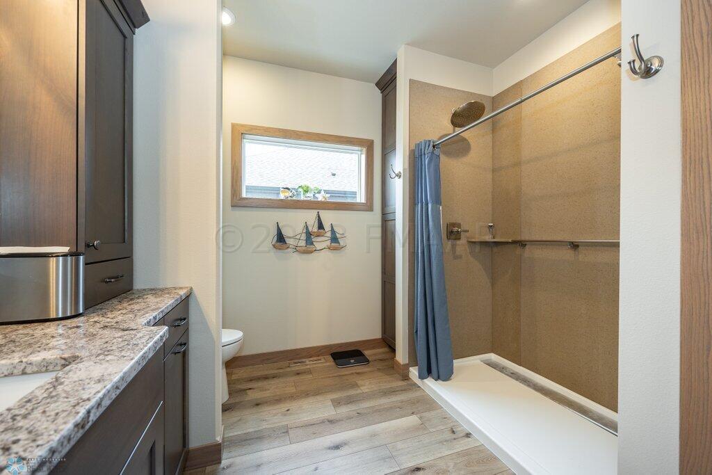 7416 15th ST S, Fargo
