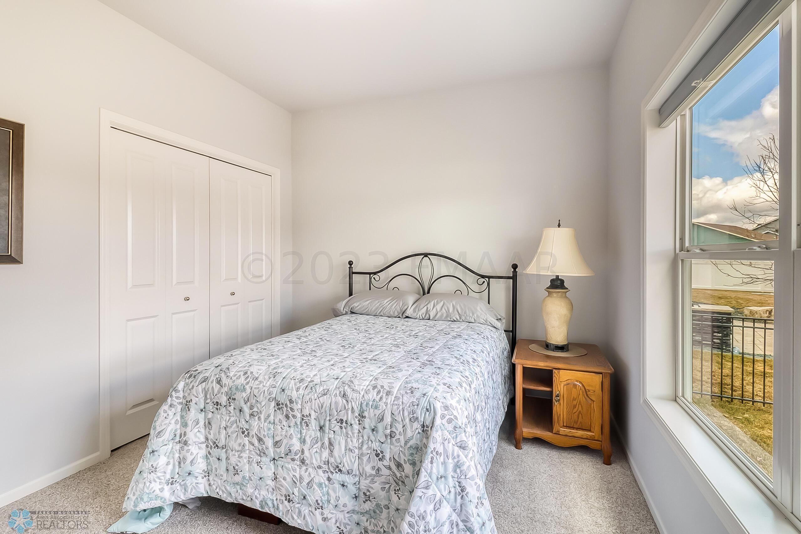 Bedroom1_2