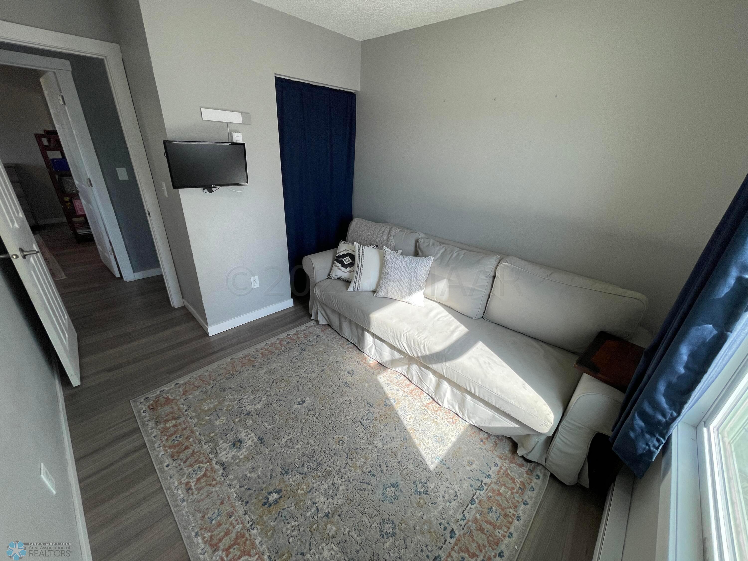 3rd Bedroom 2