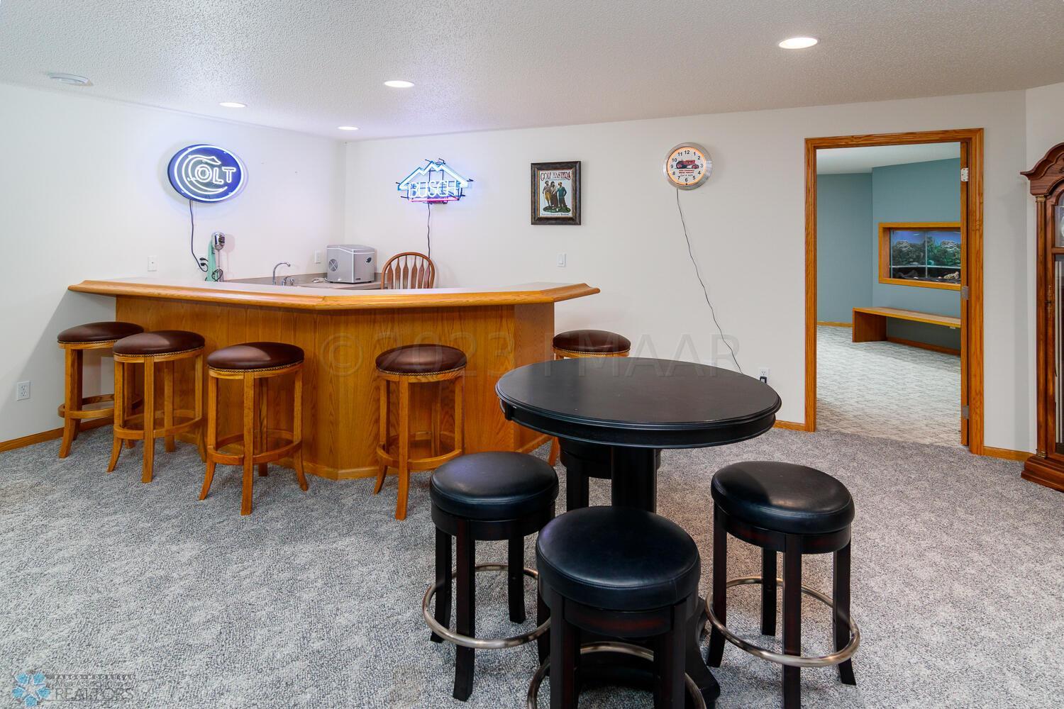 Wet bar