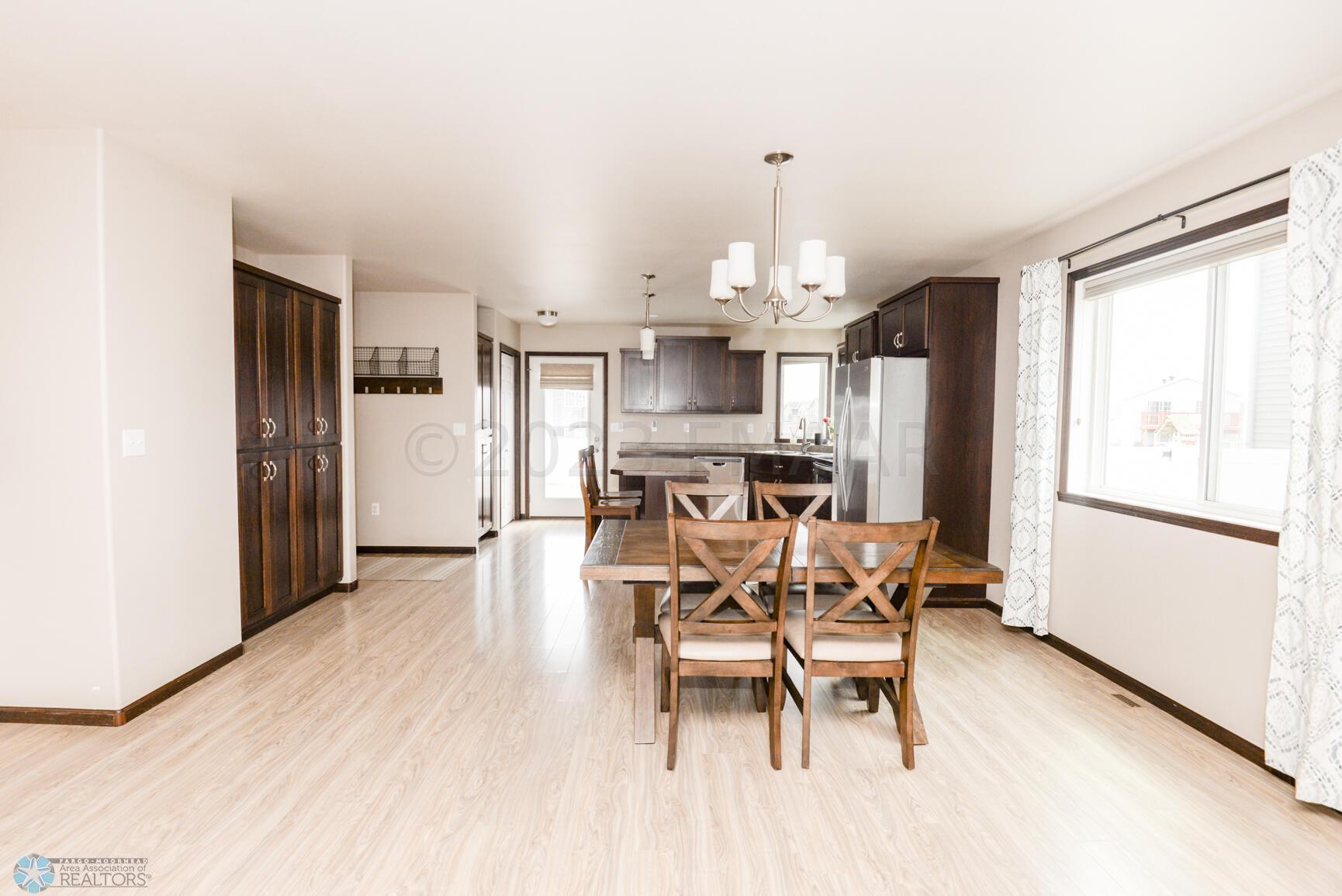Kitchen/Dining