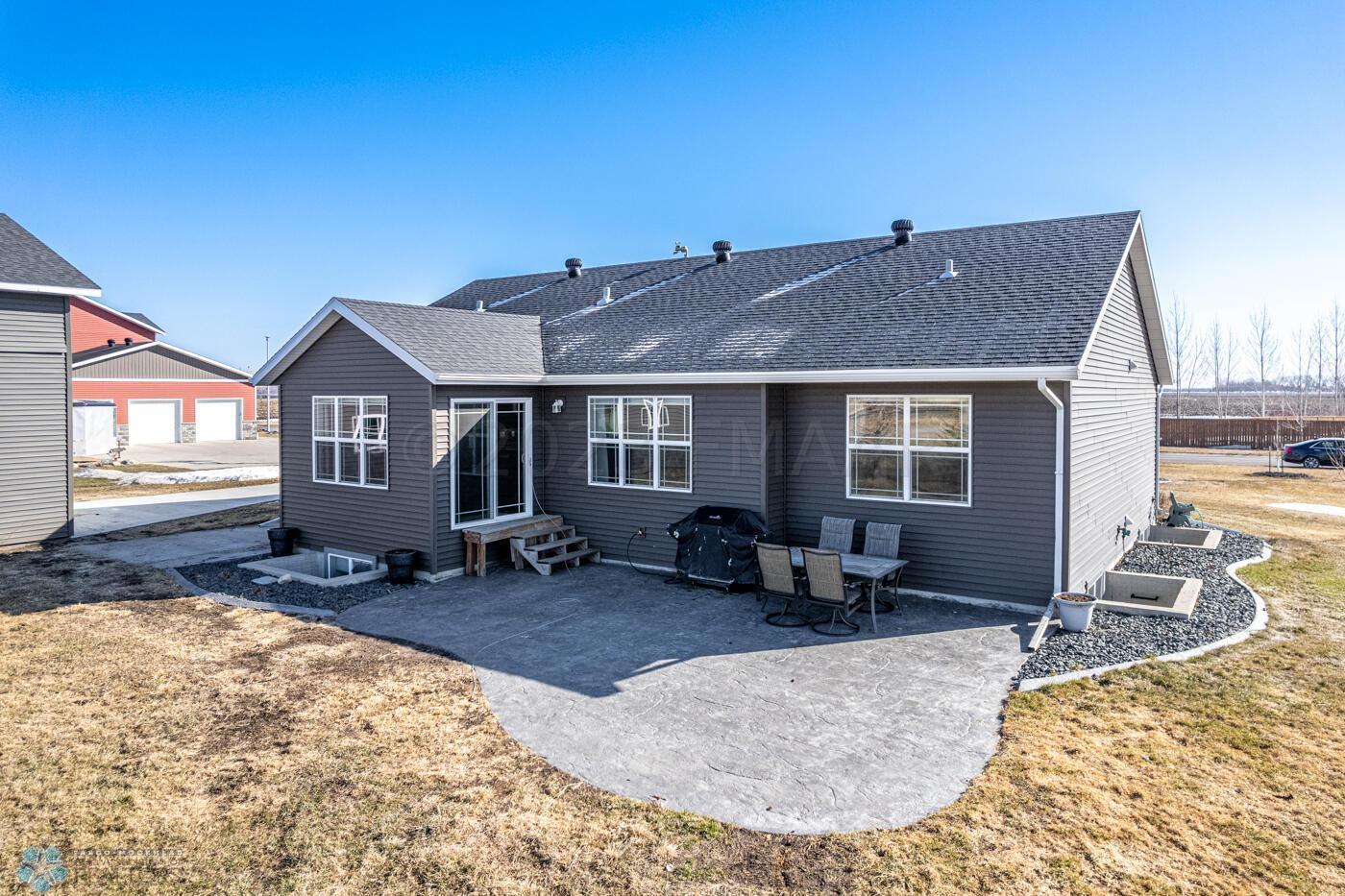 Home-5 (1)