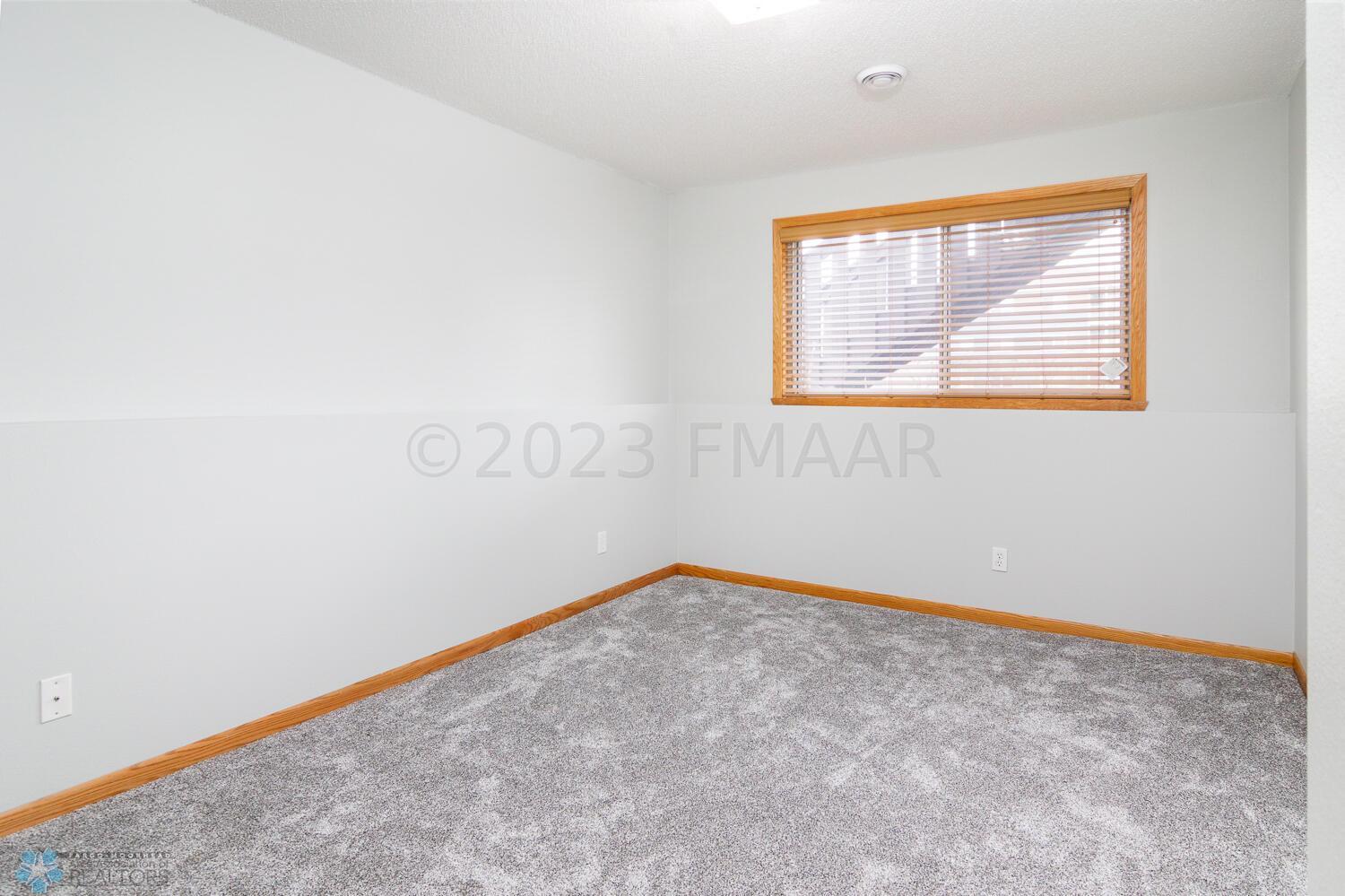 LL bedroom 2