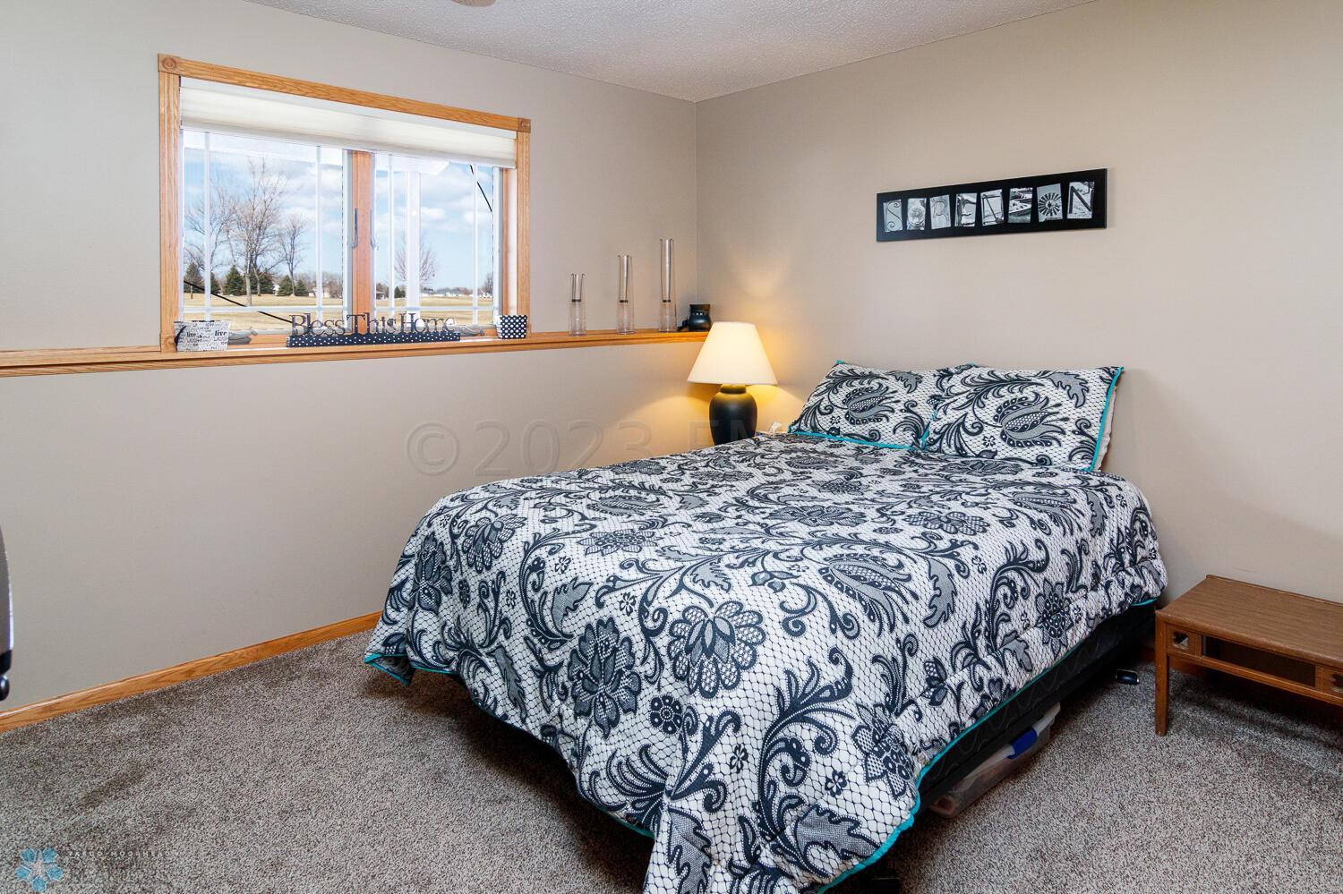LL bedroom 2