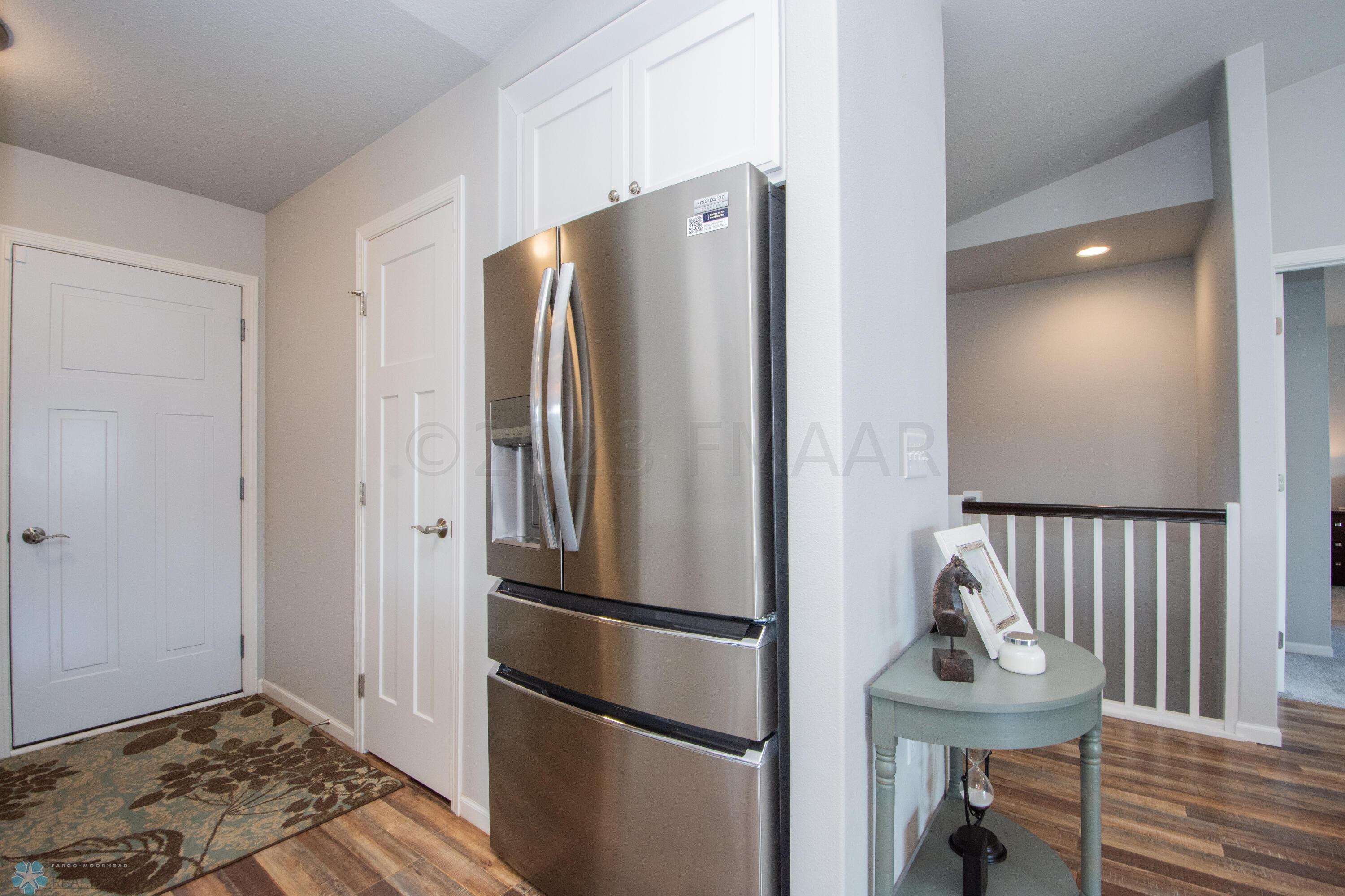 Garage Entry/Hallway