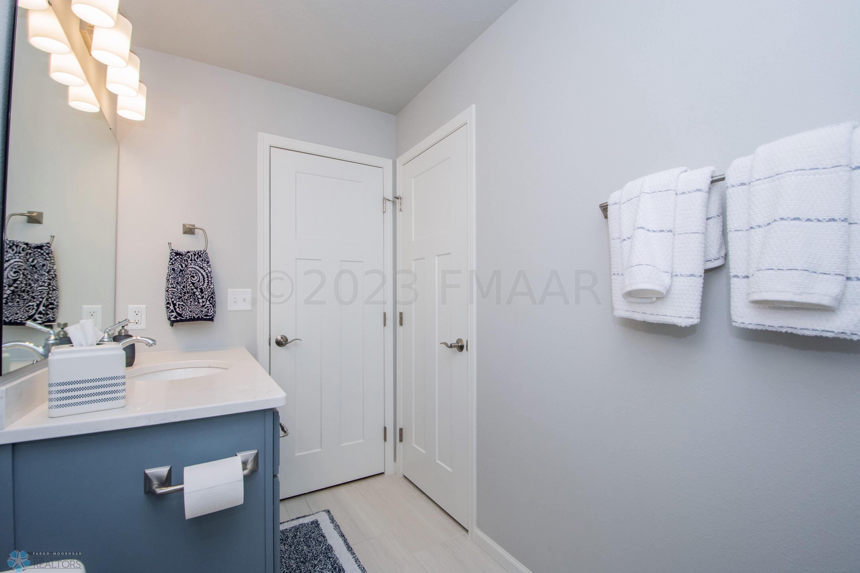Tiled Mainfloor Bathroom
