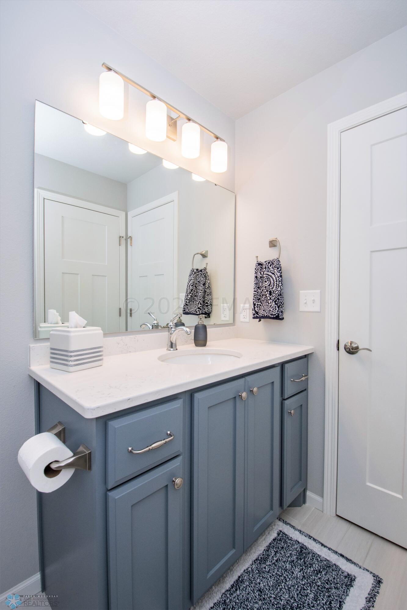 Tiled Mainfloor Bathroom