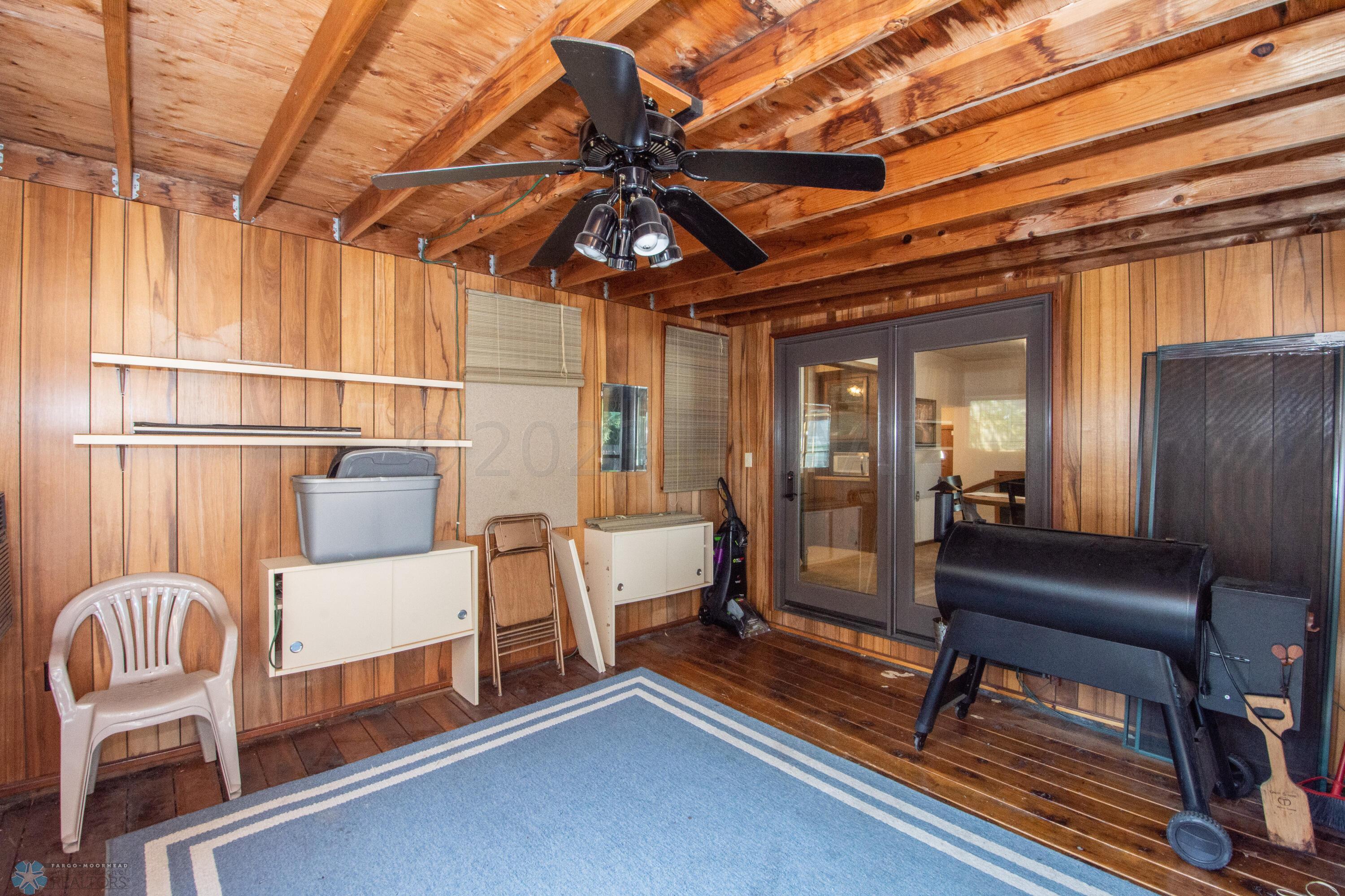 3-Season Sunroom