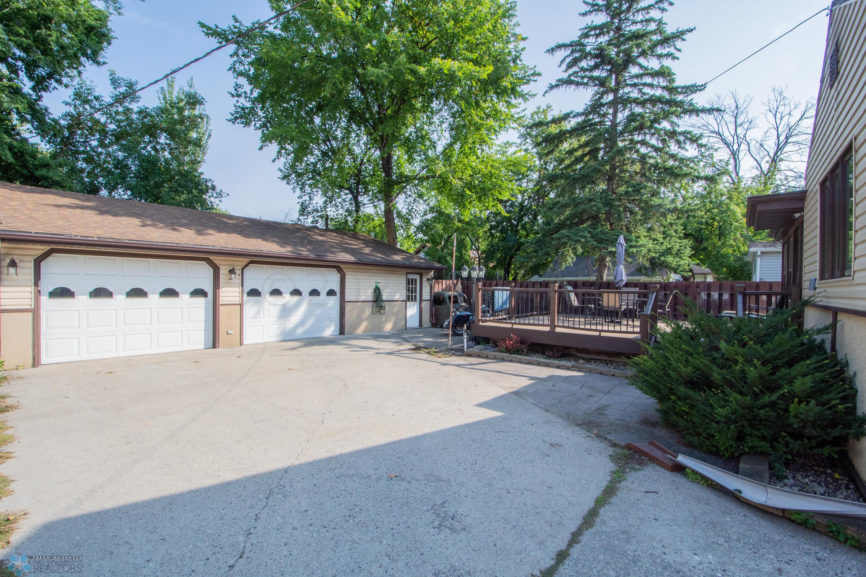 3-Stall Heated Garage