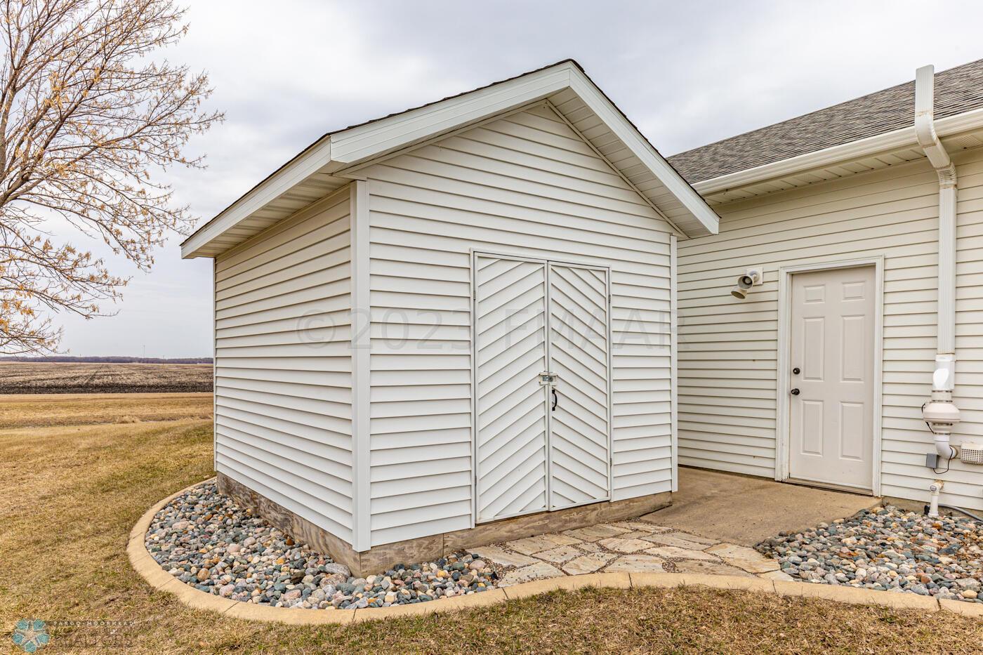 Shed