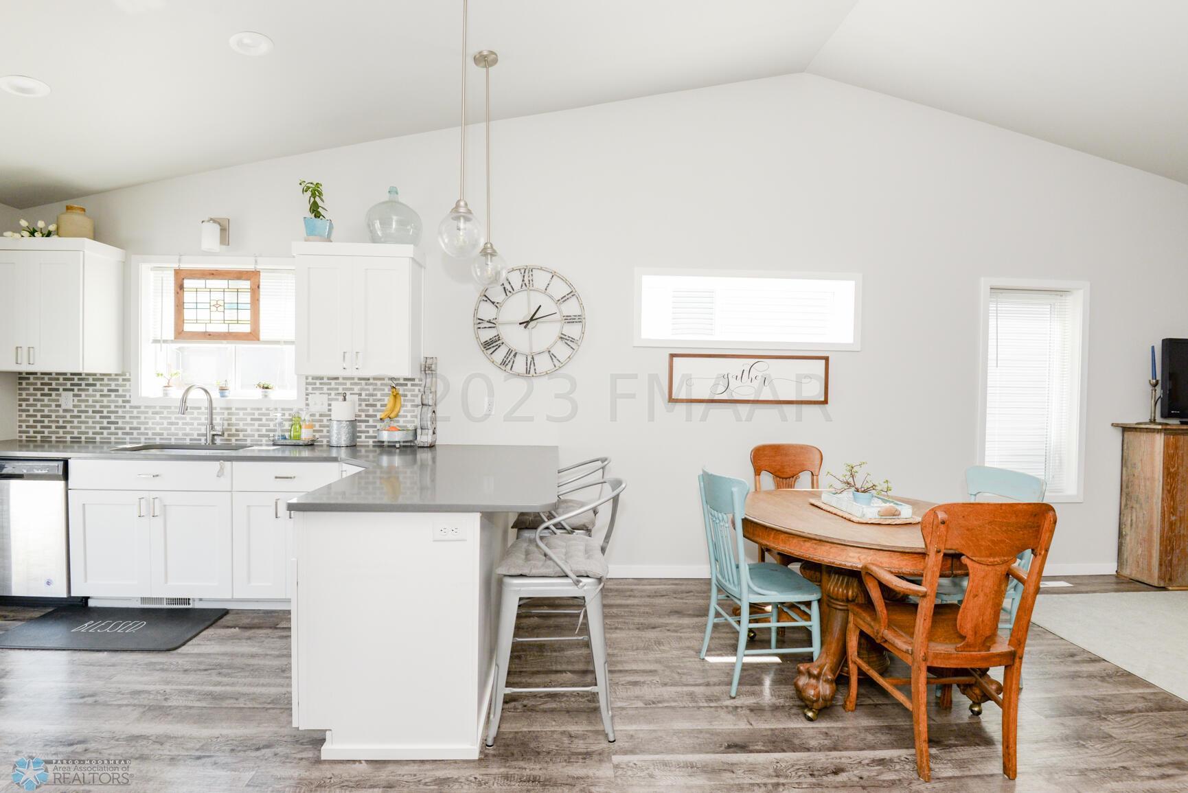 Kitchen/Dining