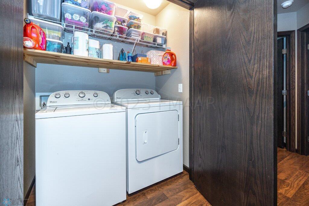 Upper Level Laundry- W/D Stay
