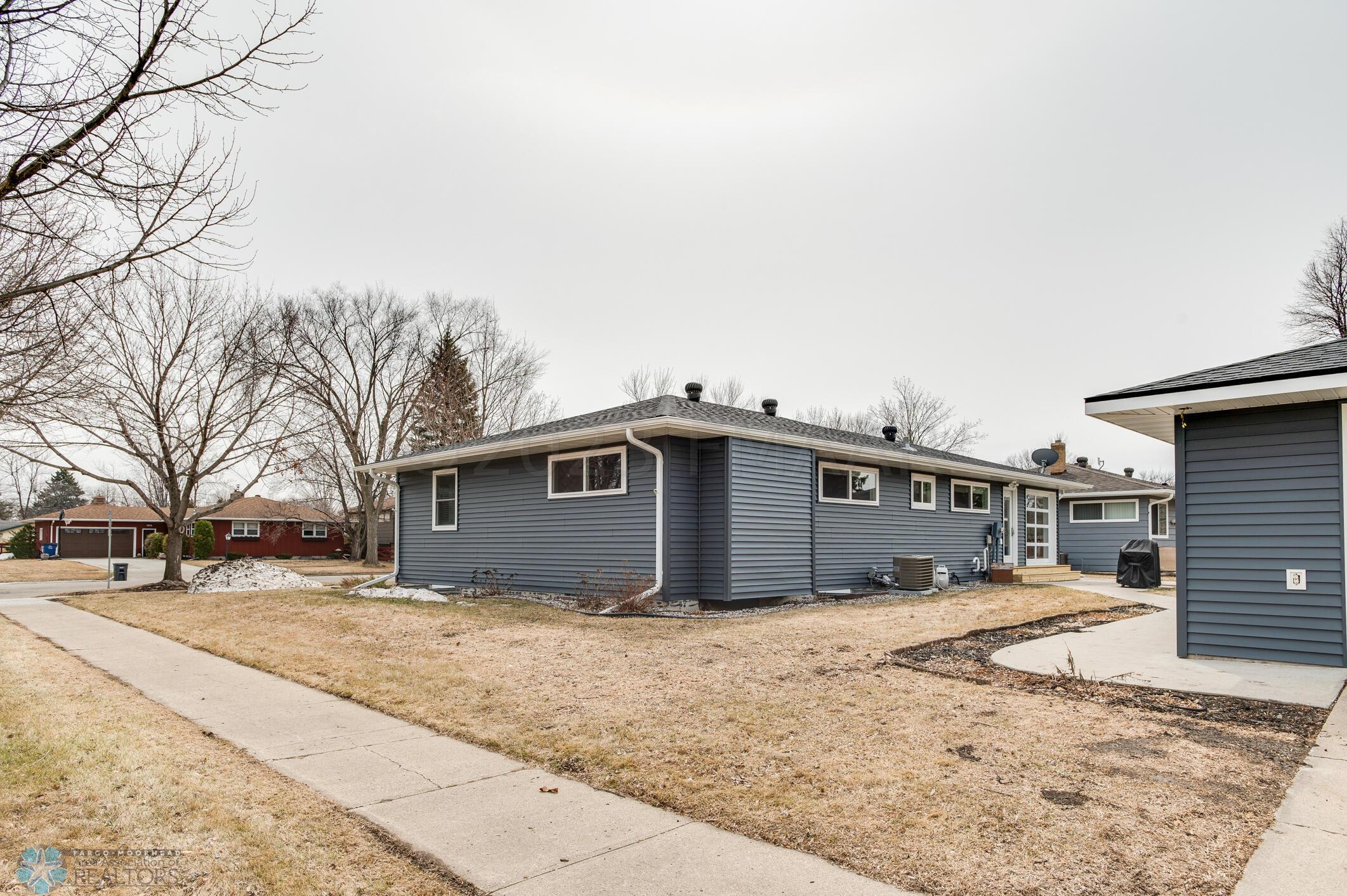 Side/Rear Exterior