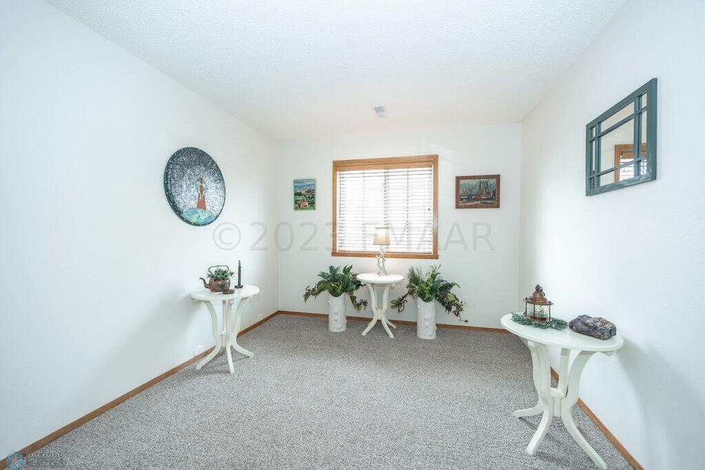 Den