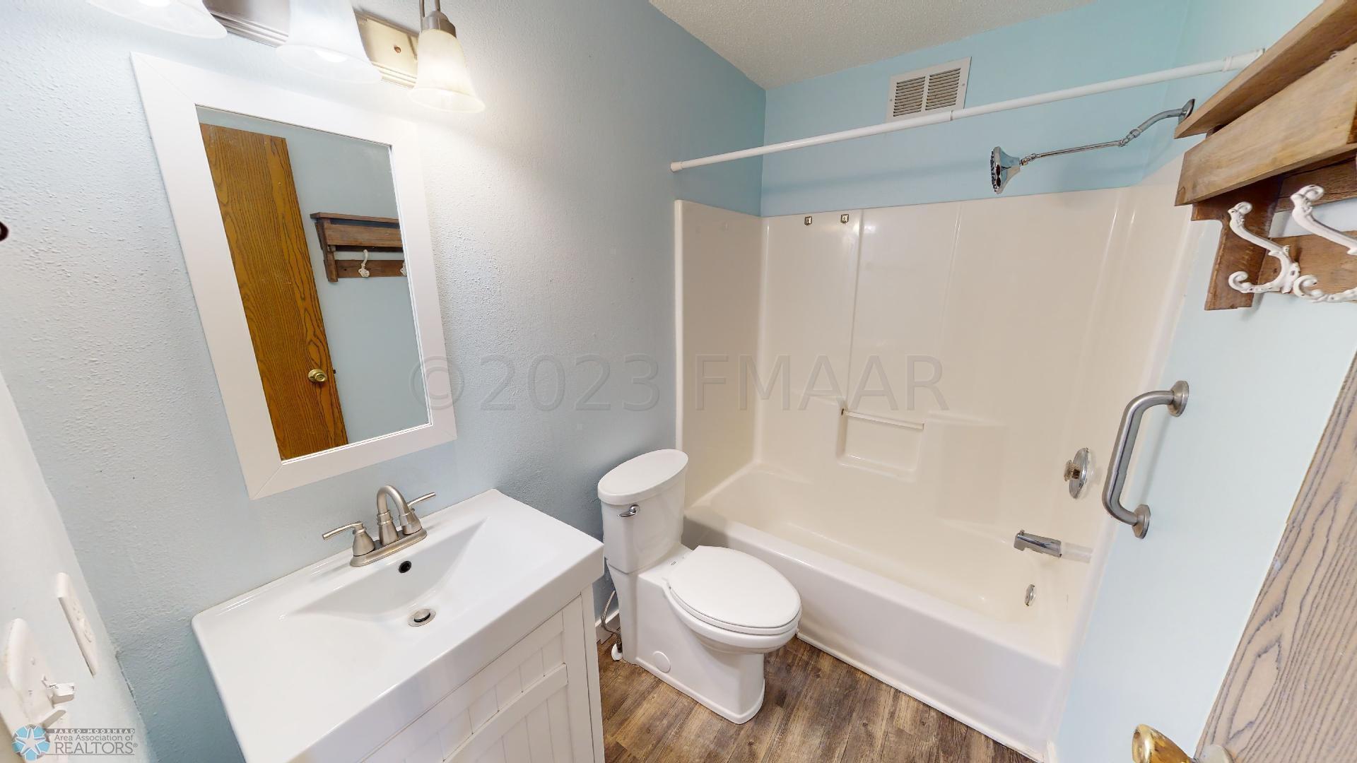 3306-39th-St-S-04292023_081629