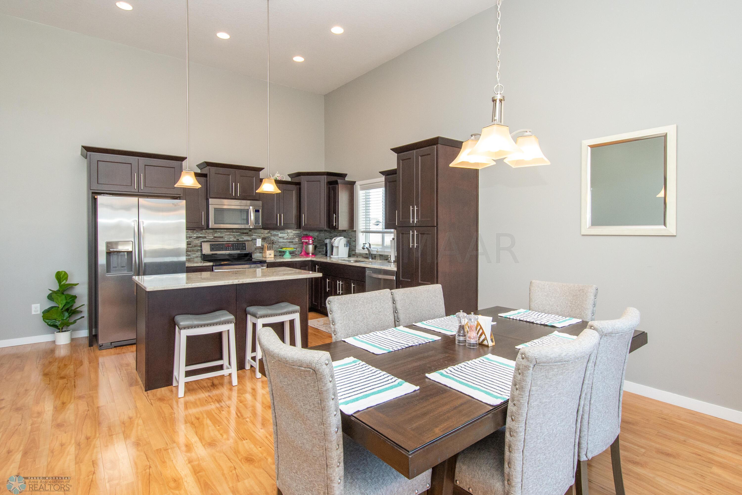Kitchen/Dining