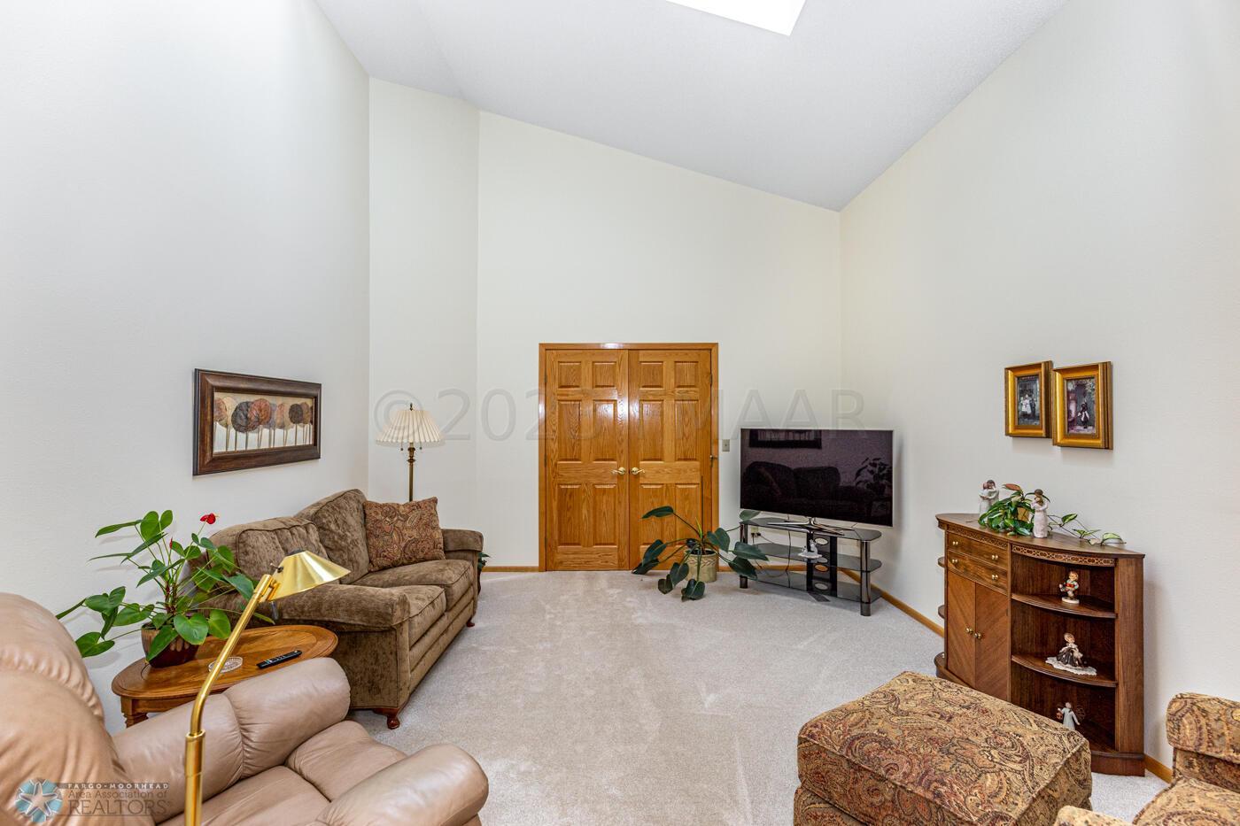 Home-34