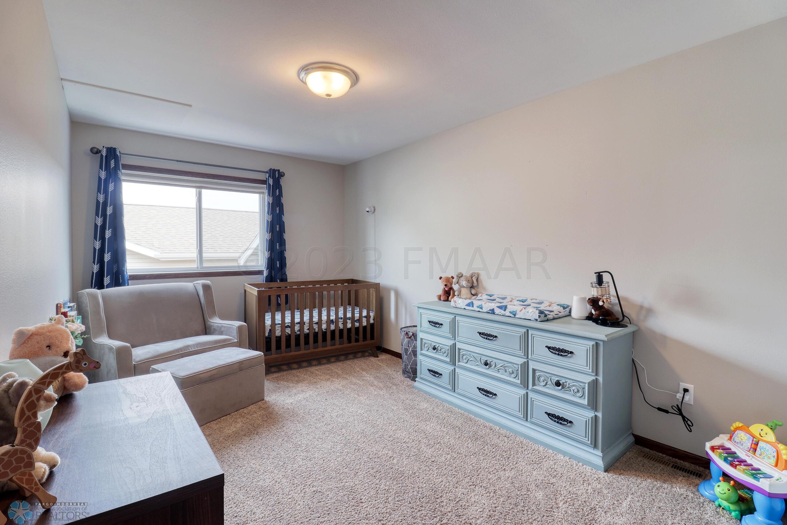 Bedroom upper