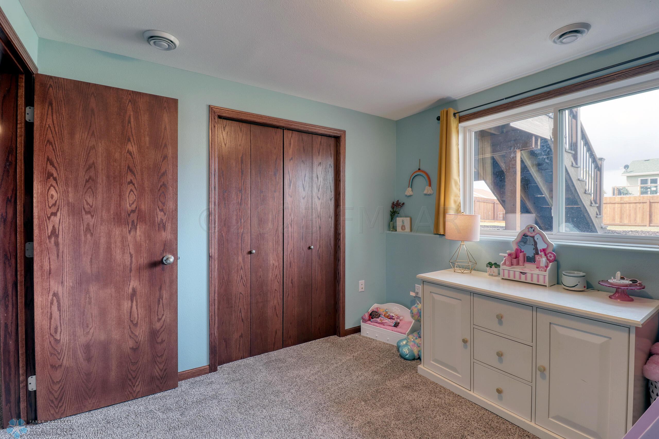 Bedroom LL2