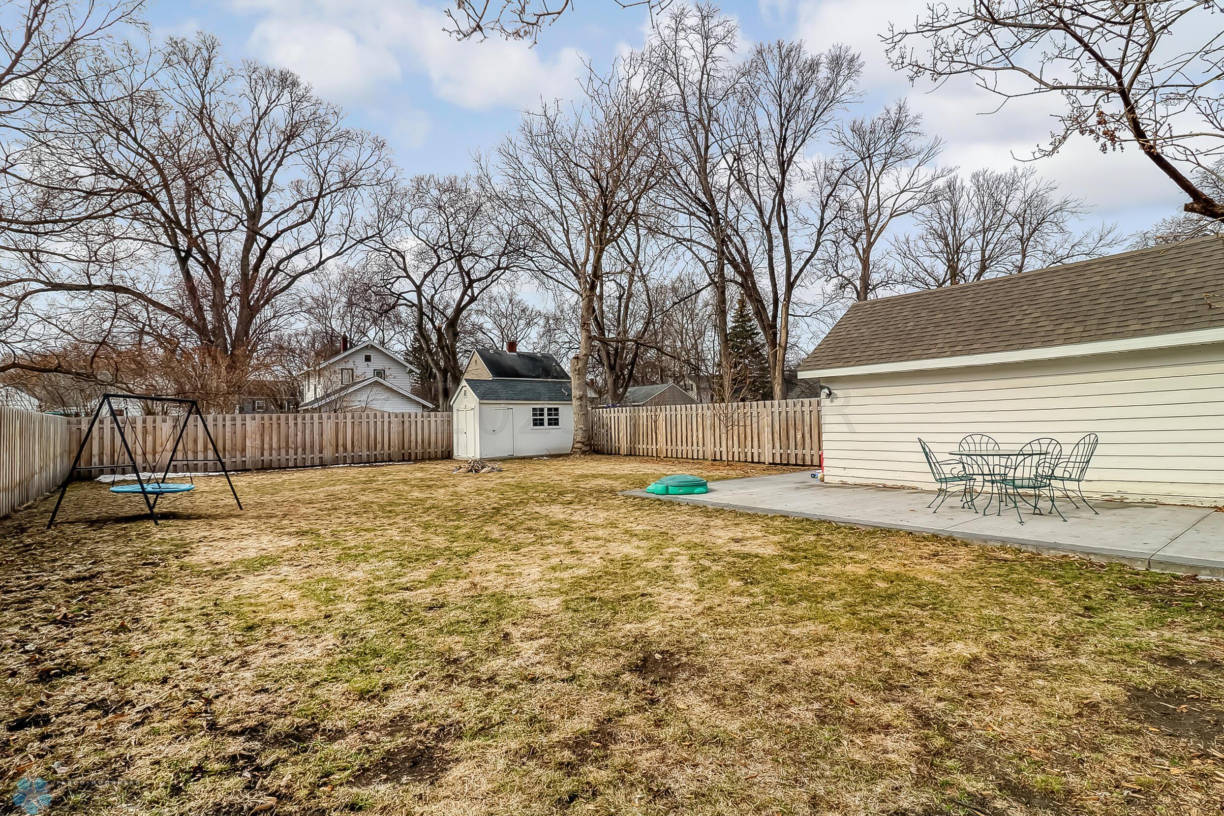 Backyard1_2