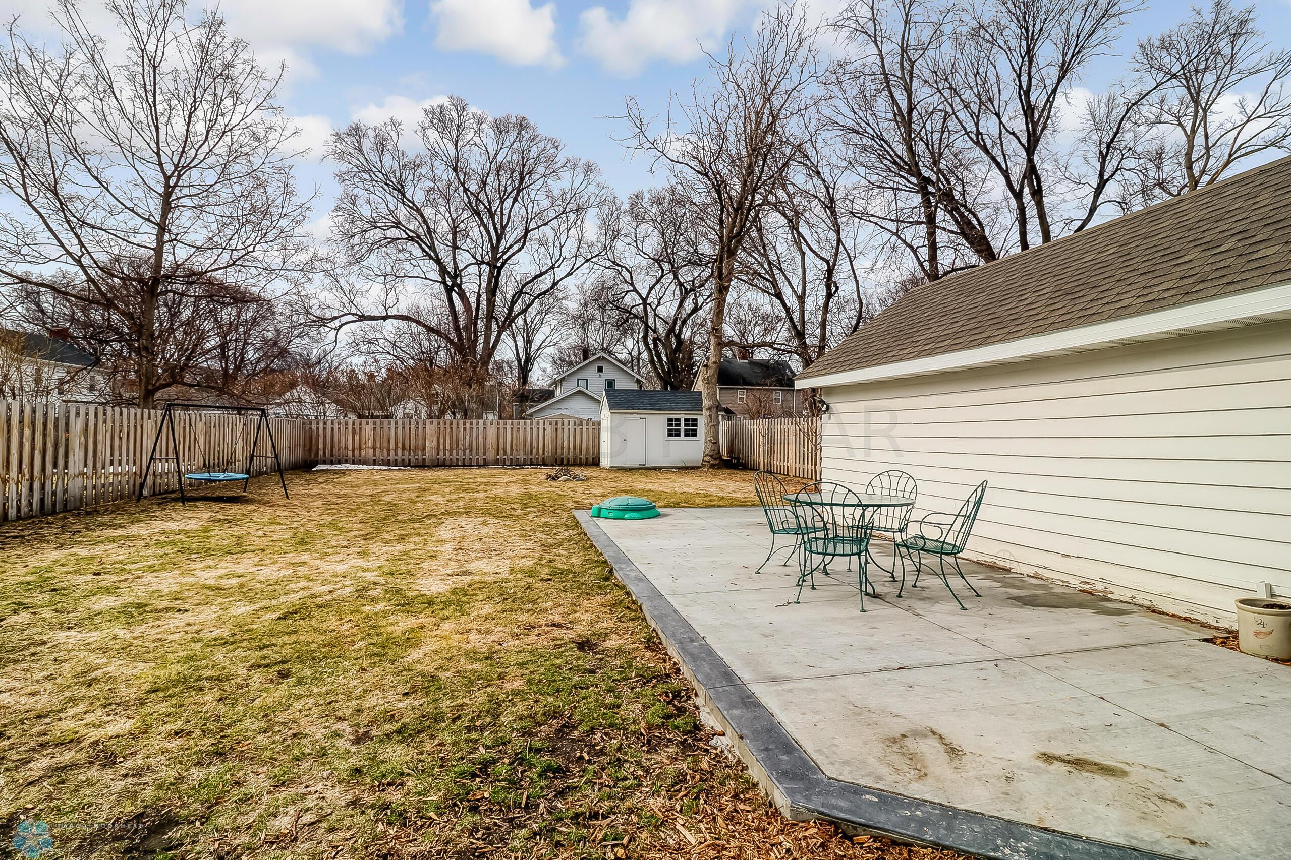 Backyard1_3