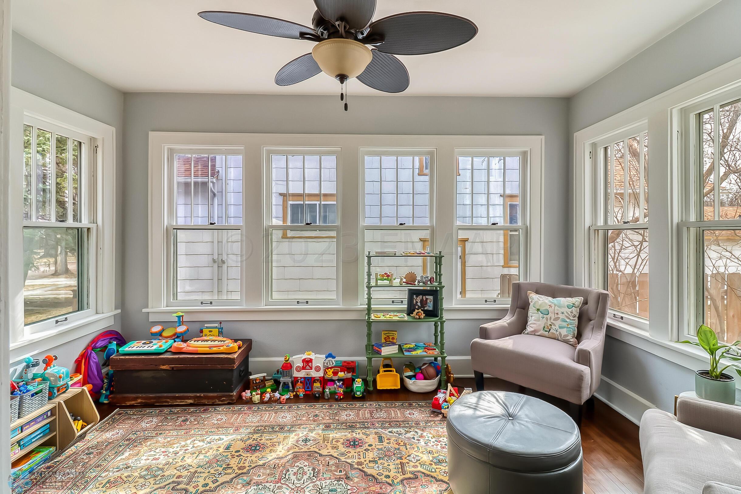 Sunroom1_1