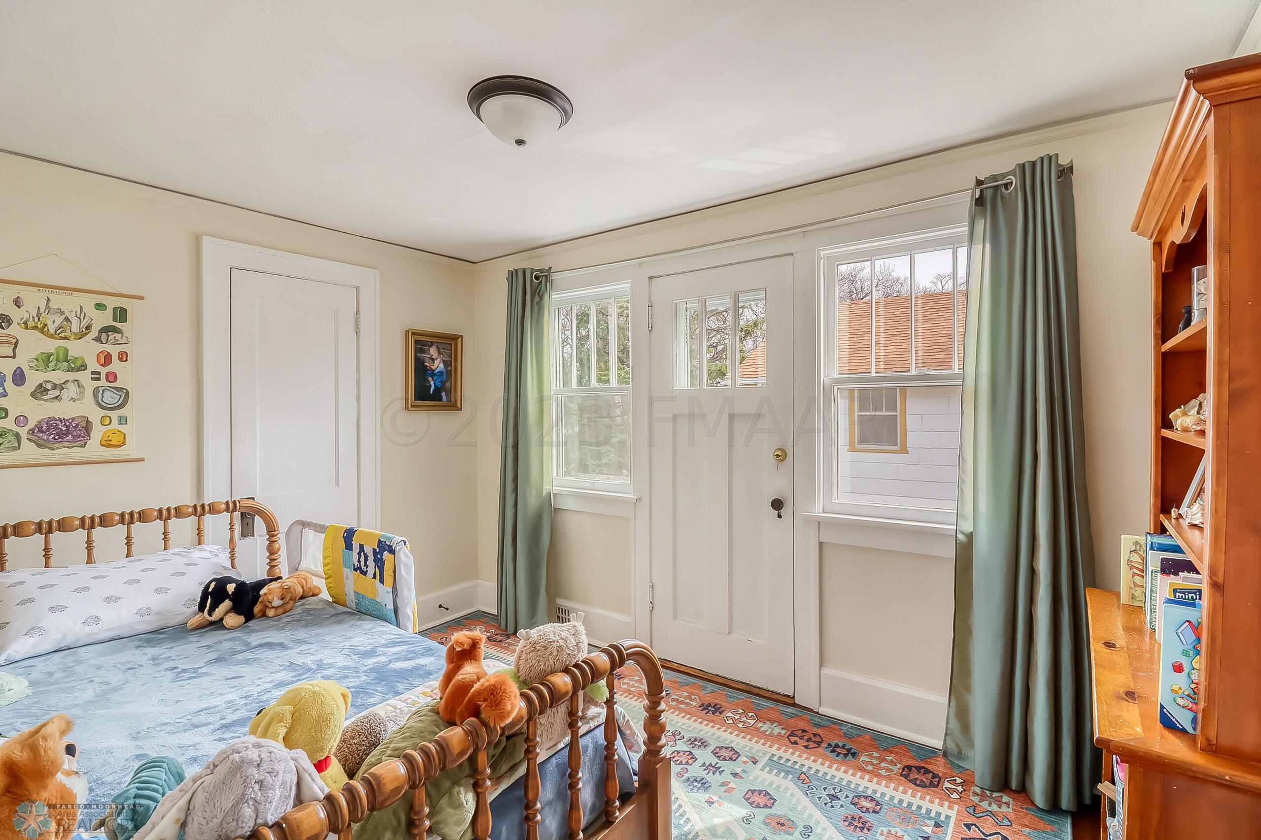 Bedroom2_2