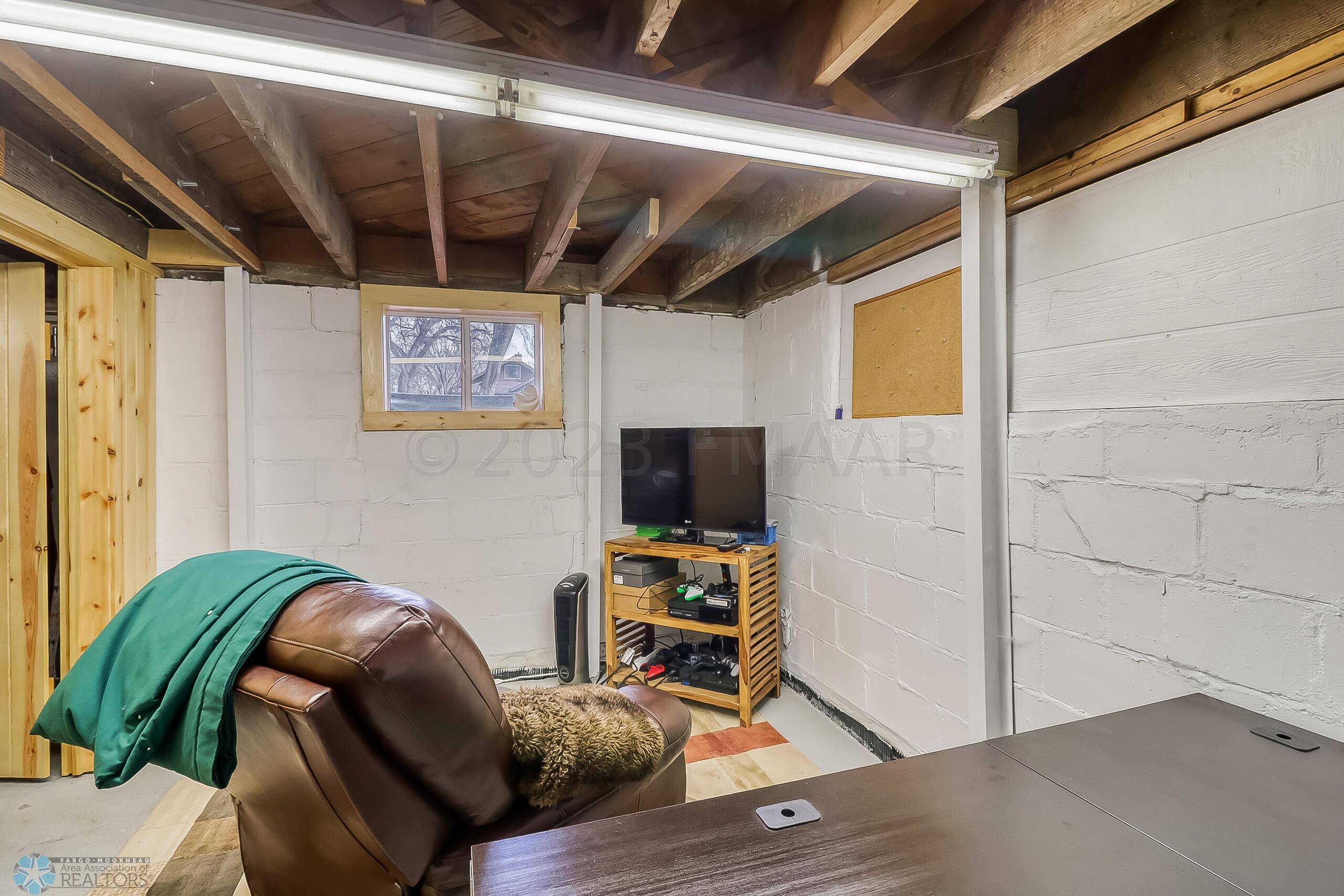 Basement Office1_1