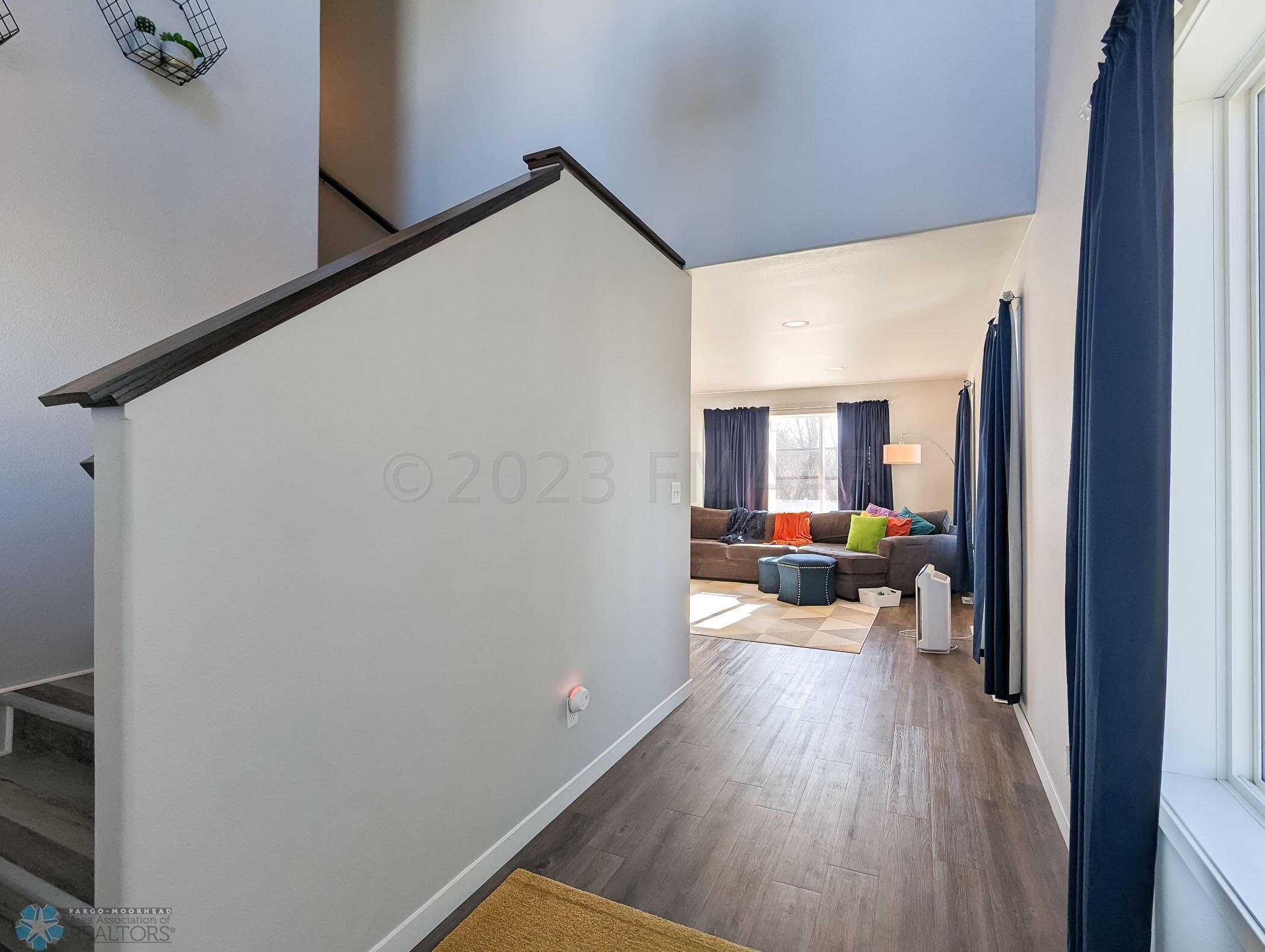 L2P003-141627453