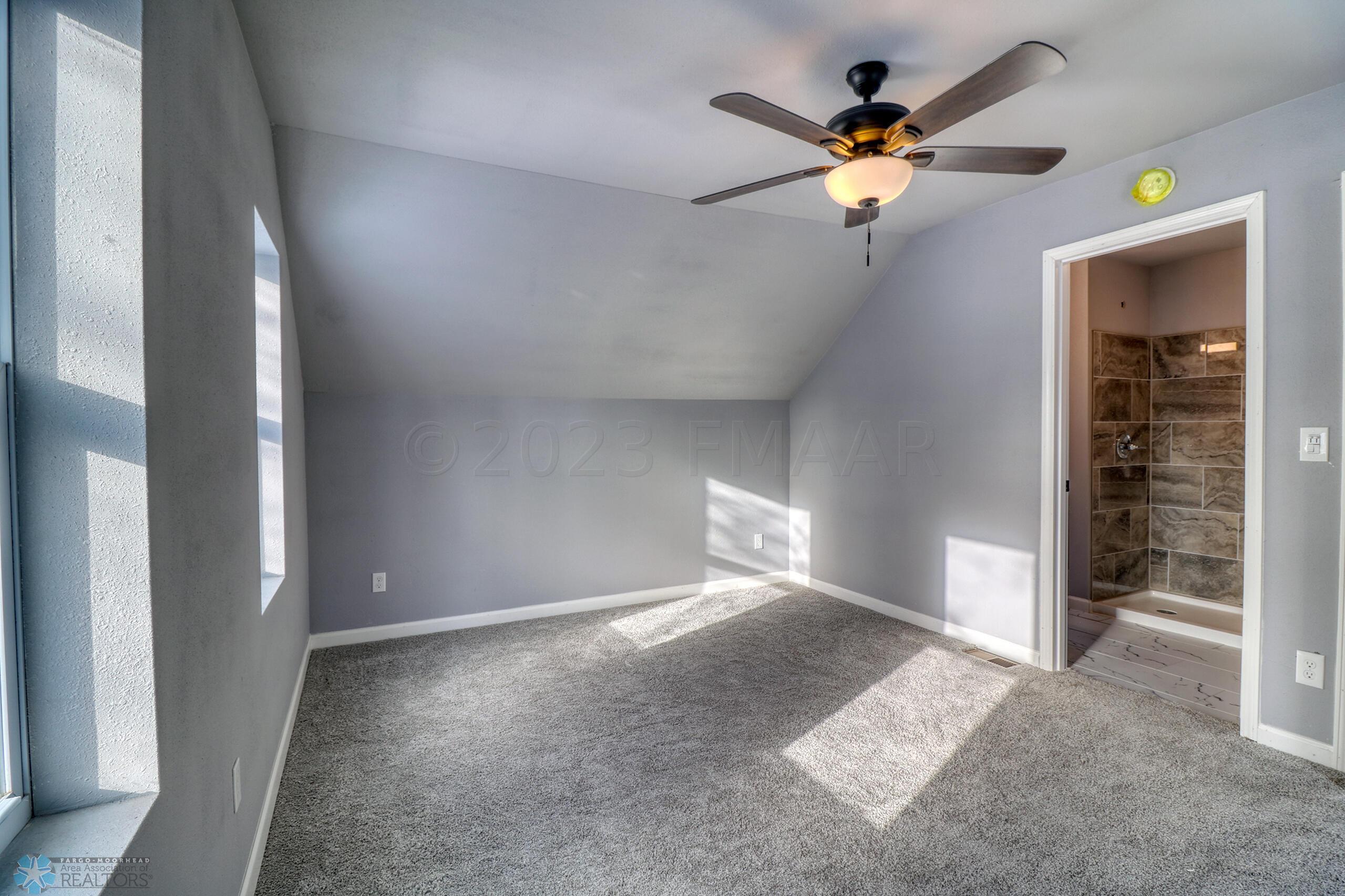 Master Bedroom1_2