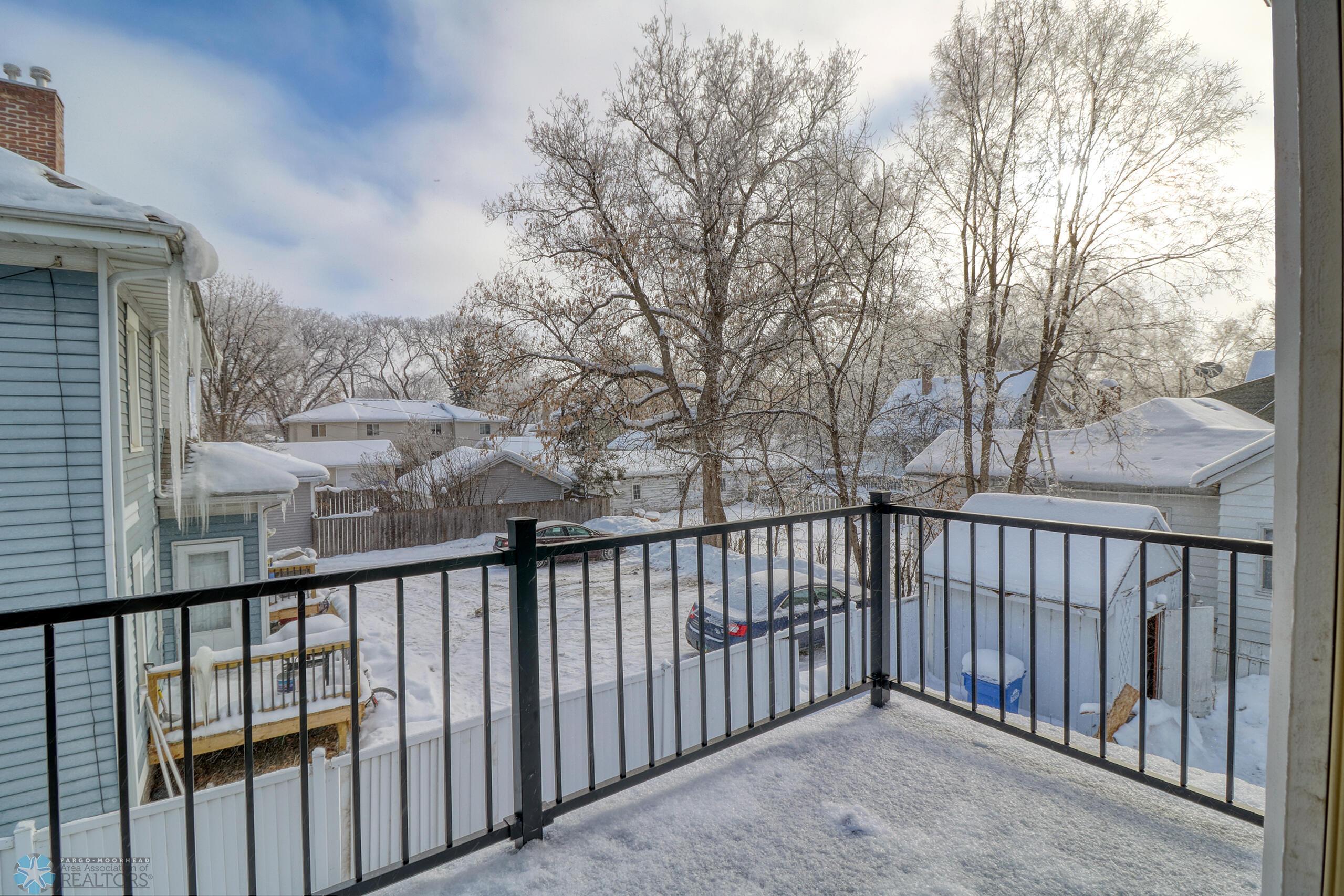 Master Bedroom Balcony