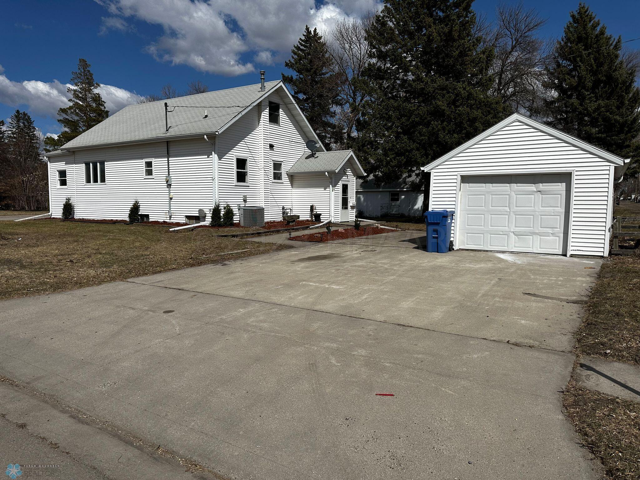 Property photo for 201 1 Avenue SE, Dilworth, MN 56529