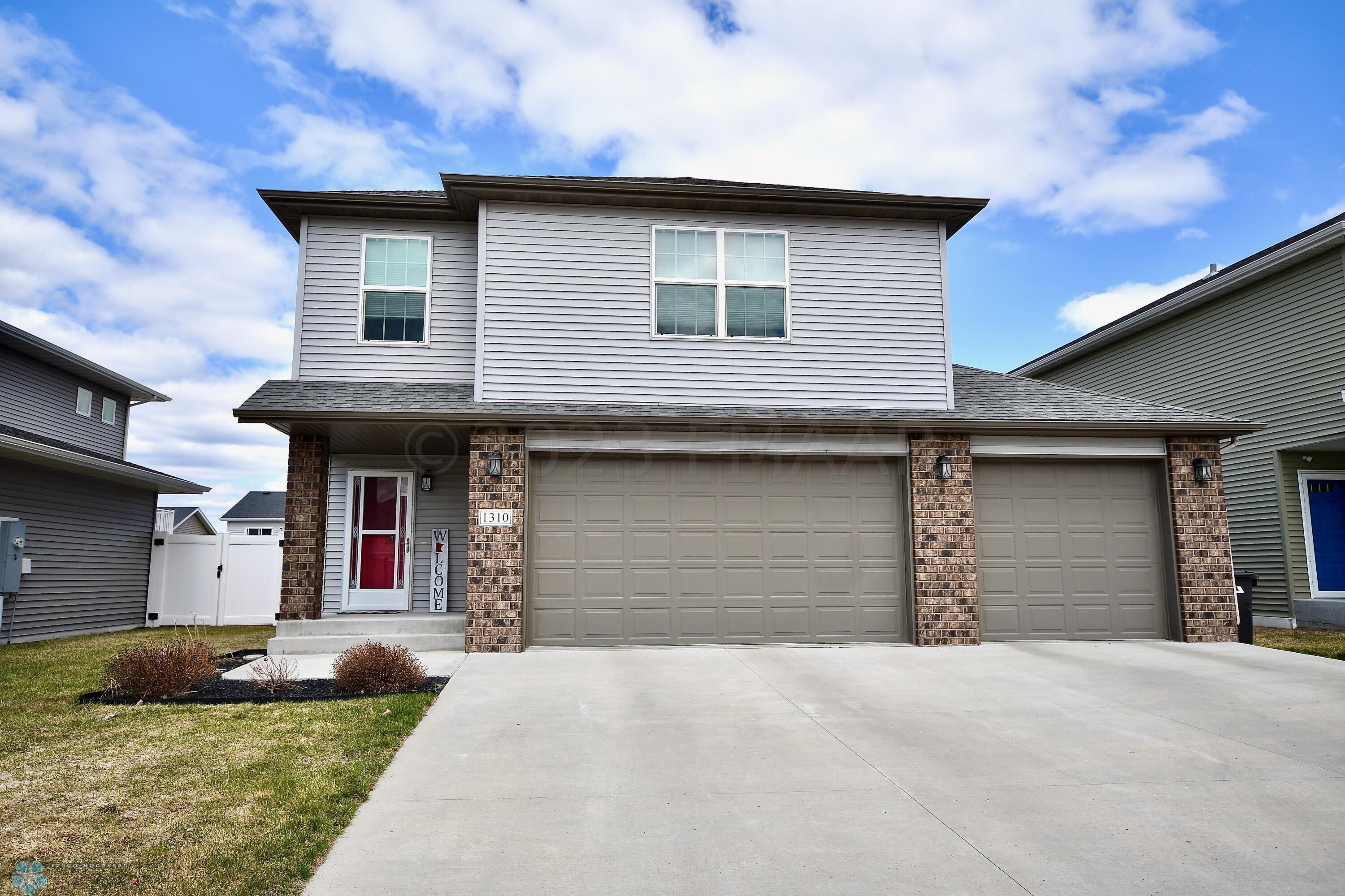 Property photo for 1310 SOUTHWOOD Drive, Dilworth, MN 56529