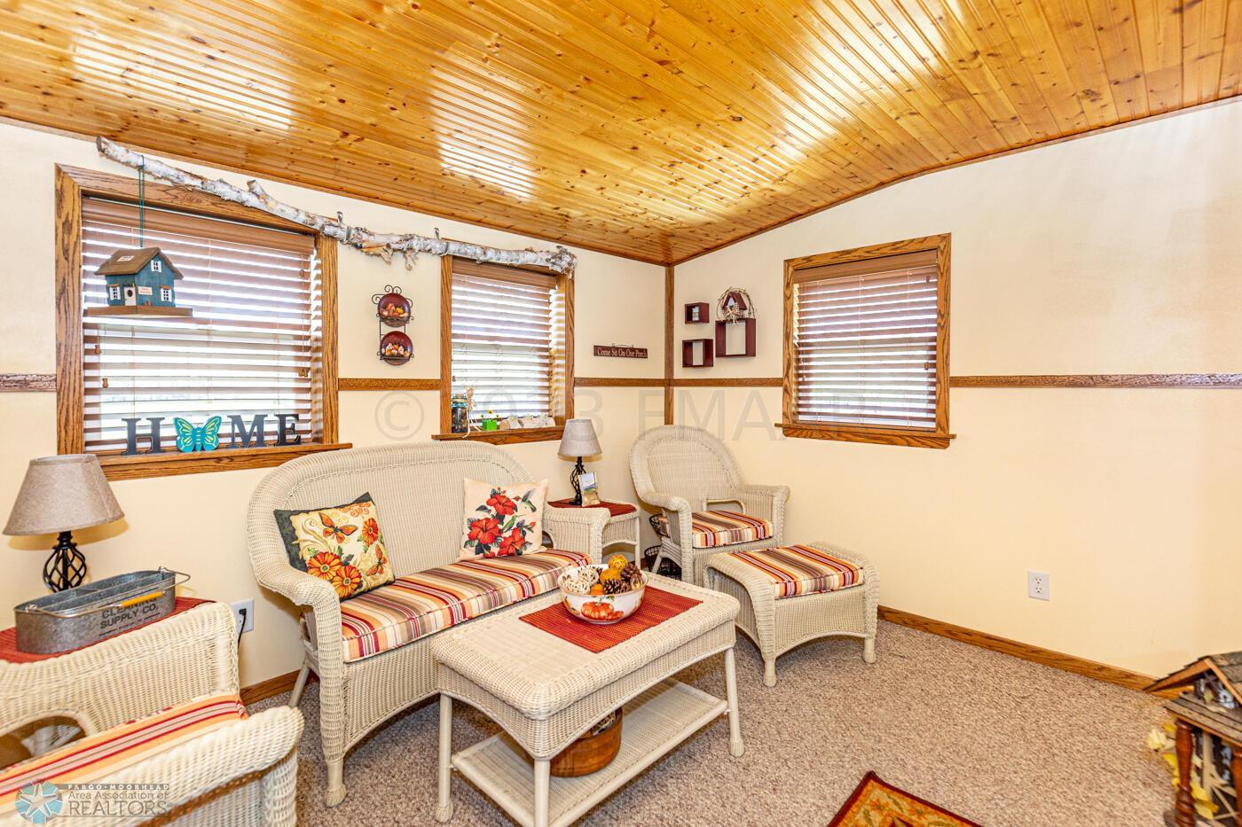3 season sunroom