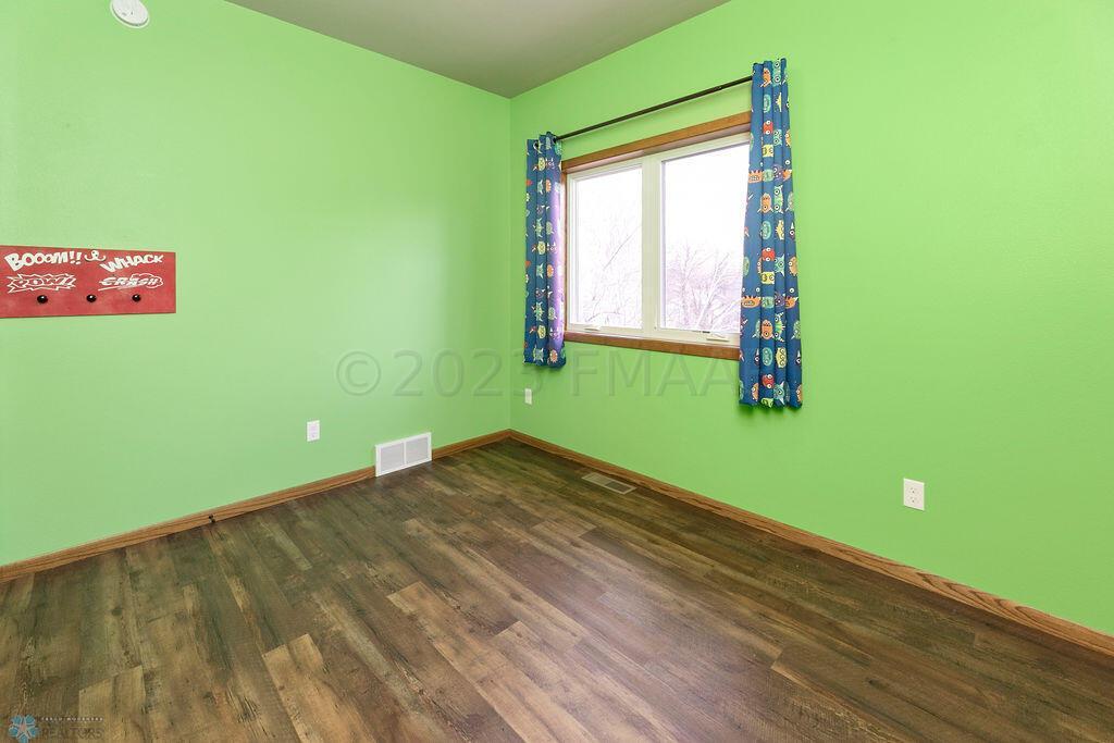 Bedroom (30 2nd level