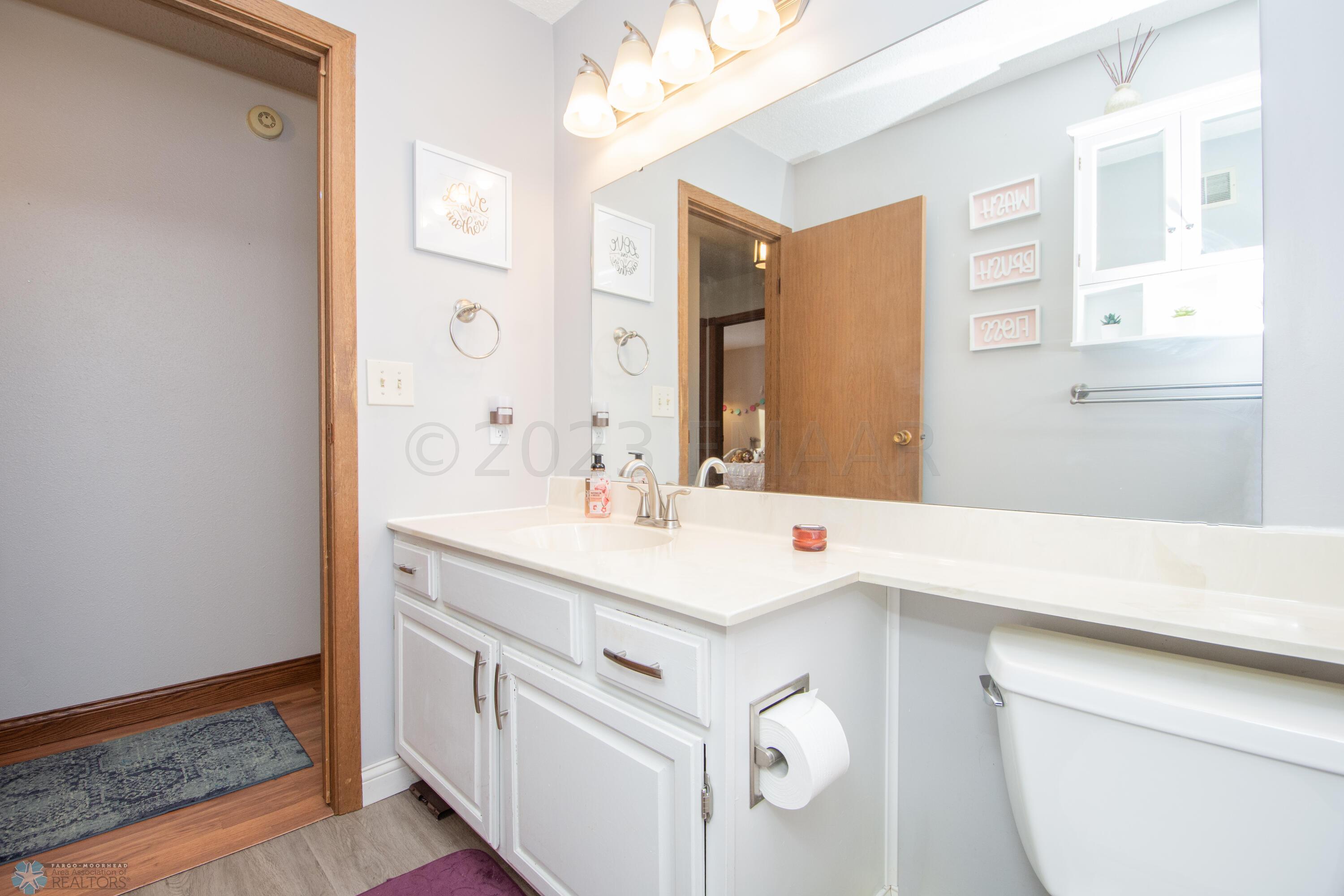Full bathroom main level
