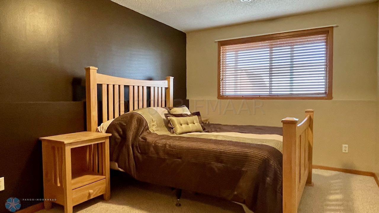 (23) Bedroom 2