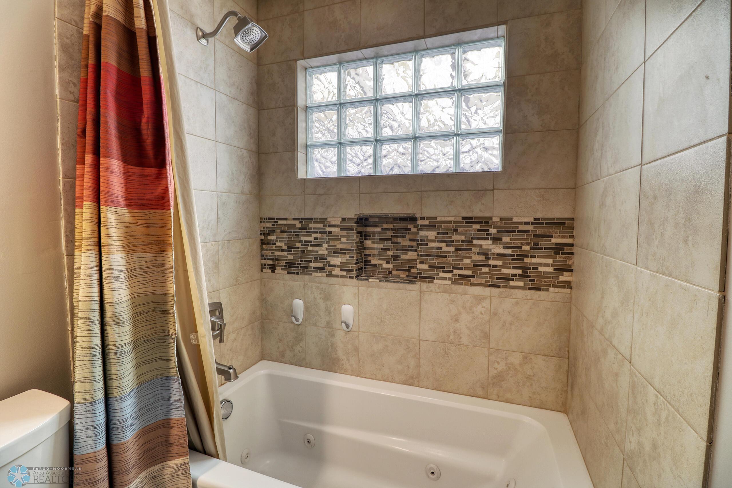 Bathroom1_2