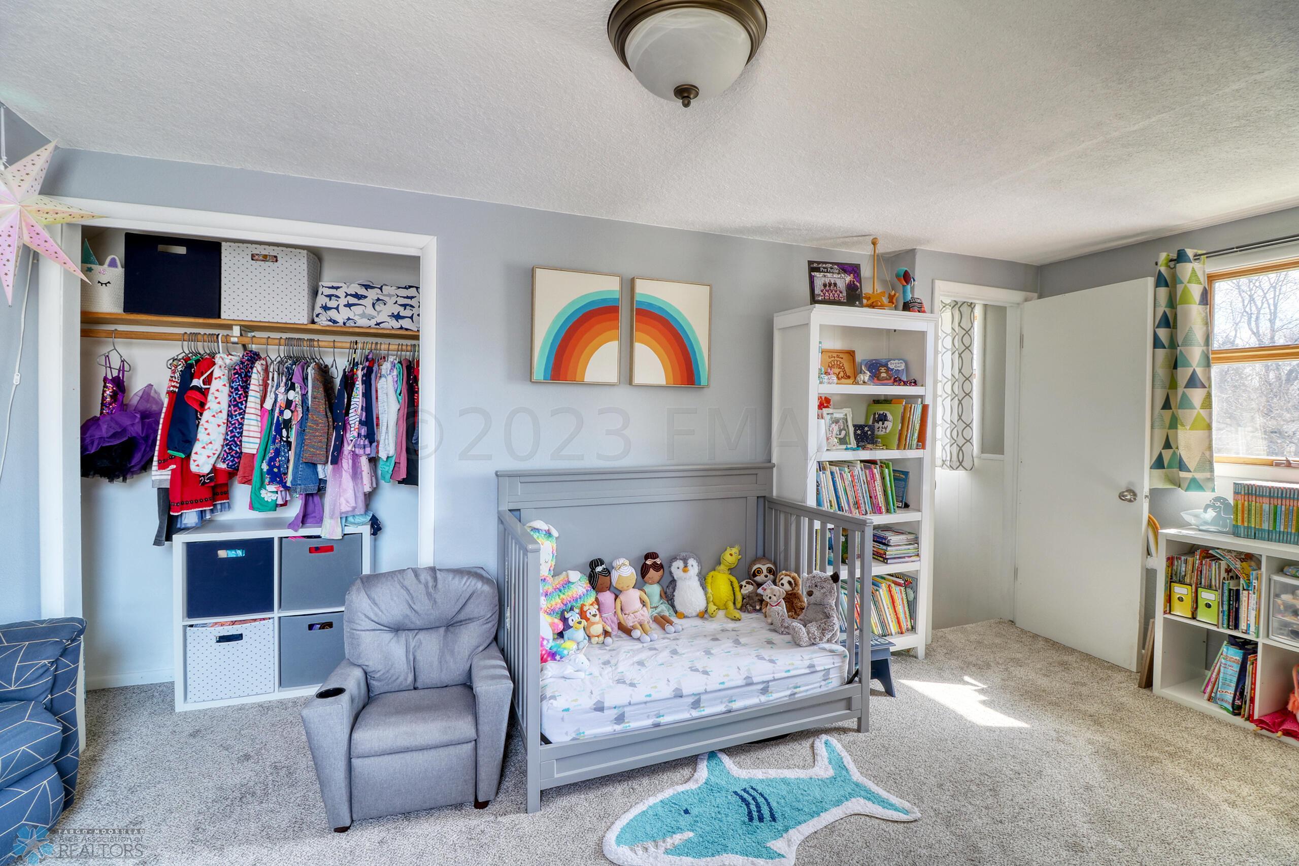 Upstairs Bedroom2_2