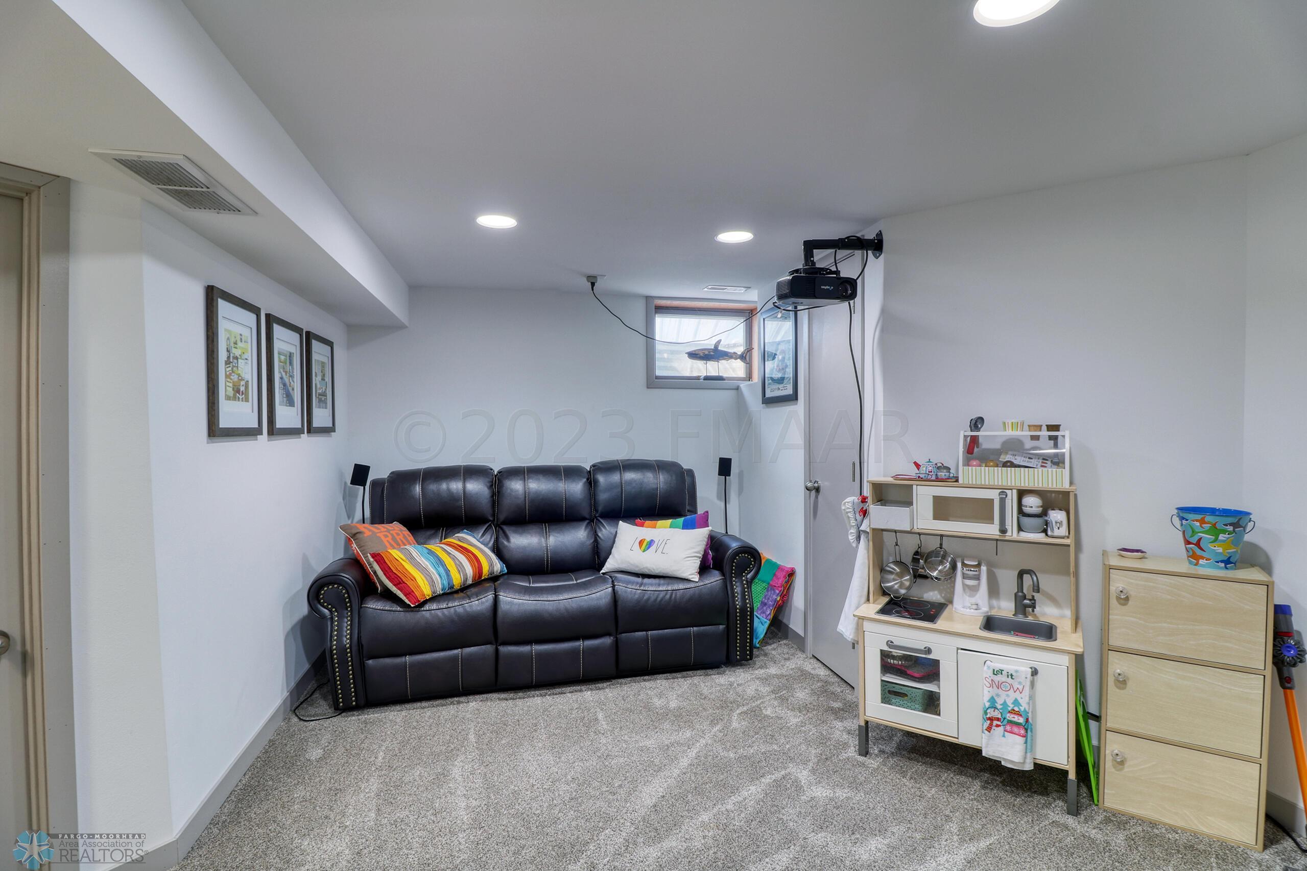 Basement1_1