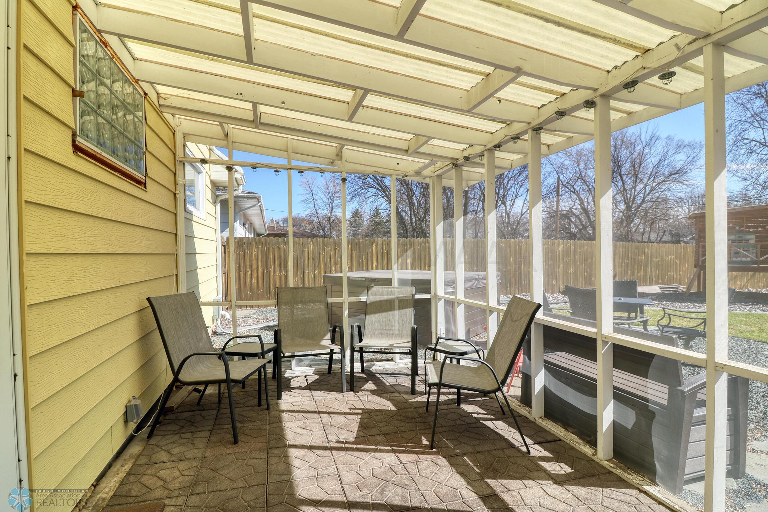 Screened Porch