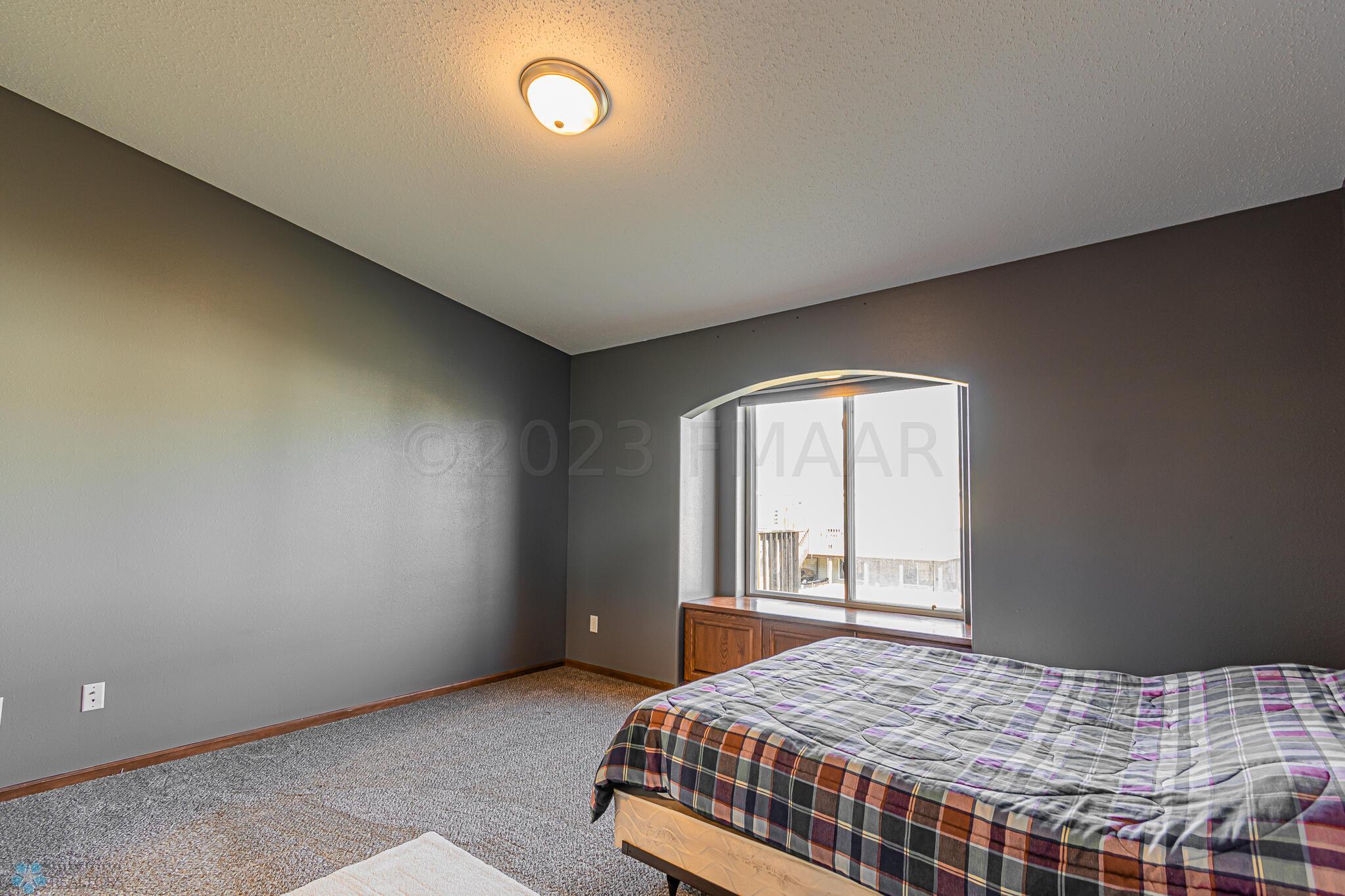 Master_Bedroom_1
