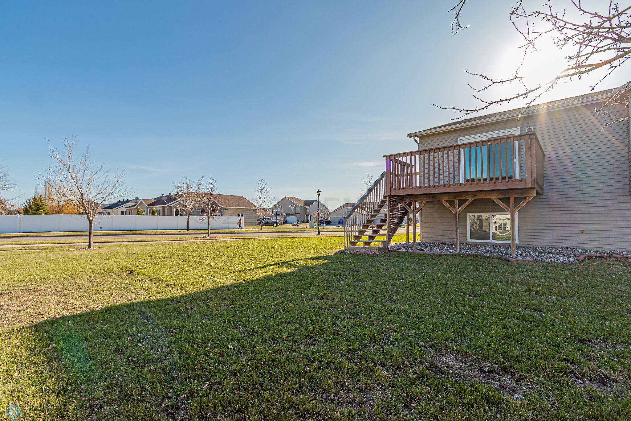Exterior_5
