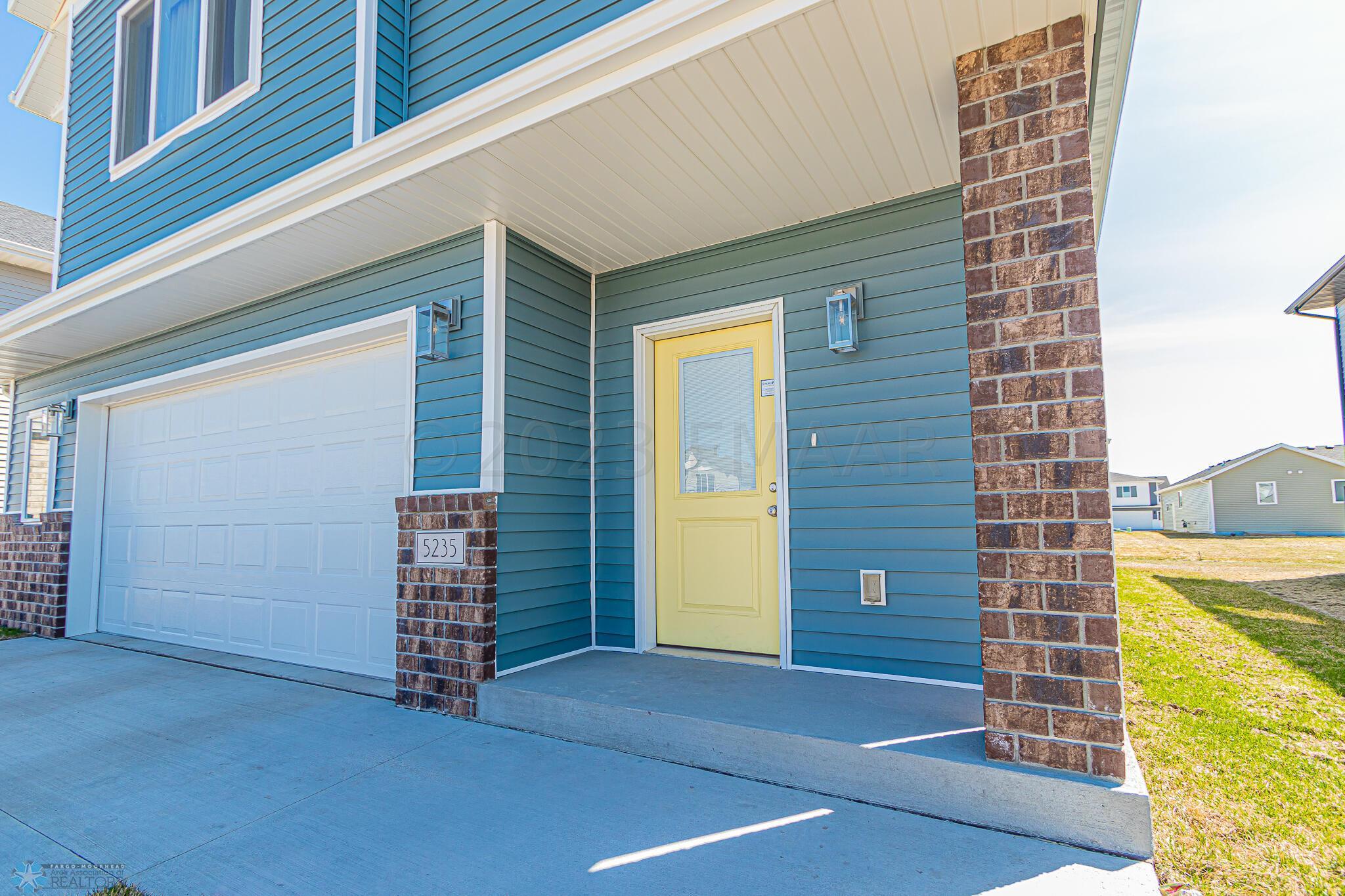 5235 11 Street West, West Fargo, ND 5807